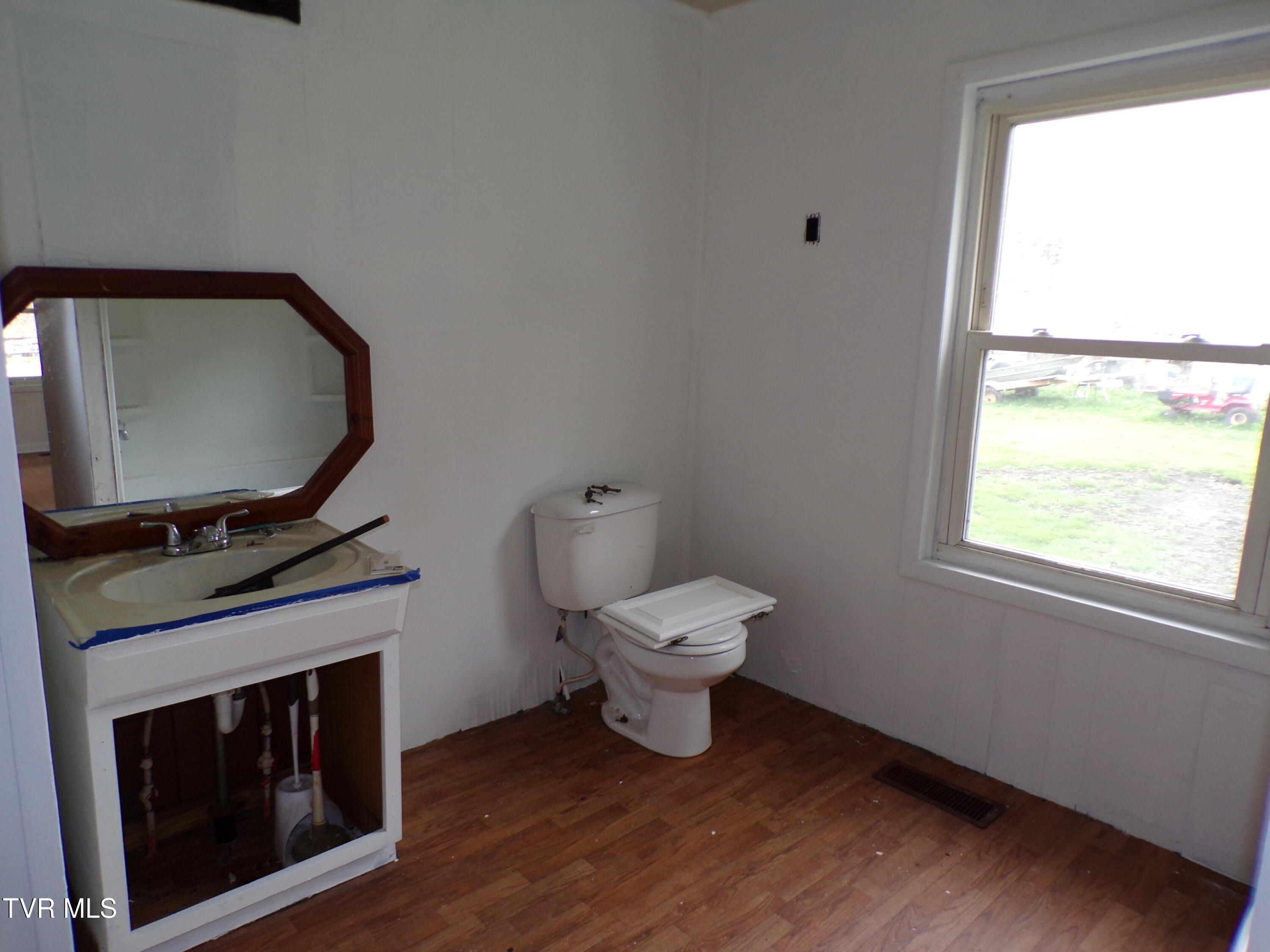2342 Roda Road, Appalachia, Virginia image 21