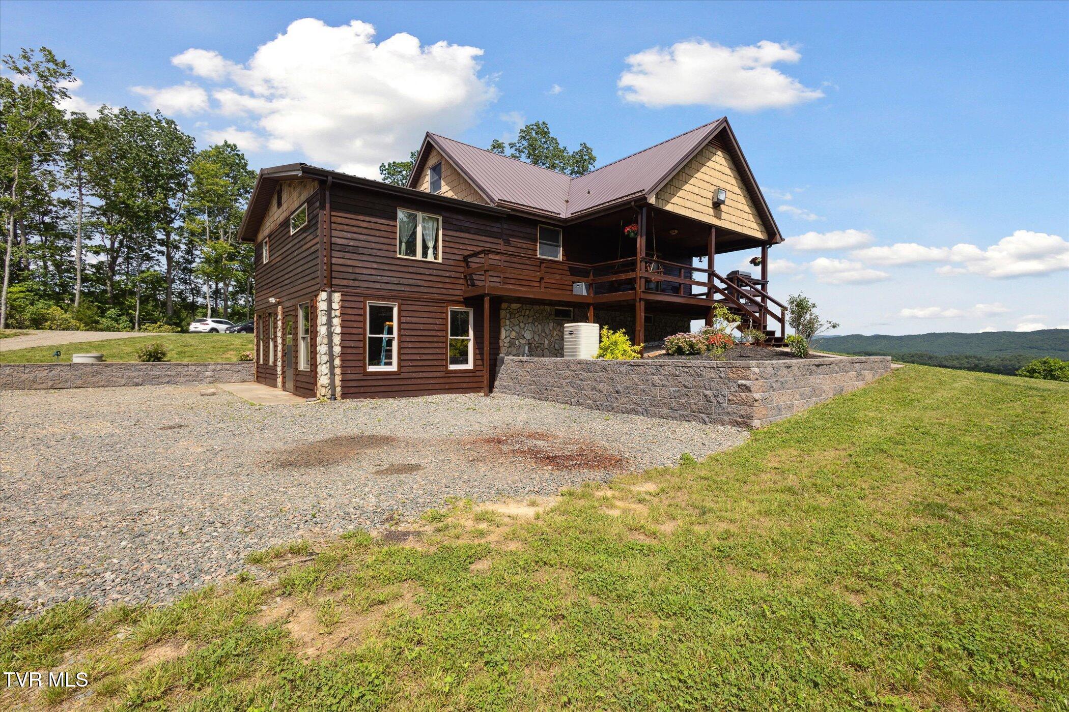 620 Swift Hollow Lane, Mountain City, Tennessee image 5