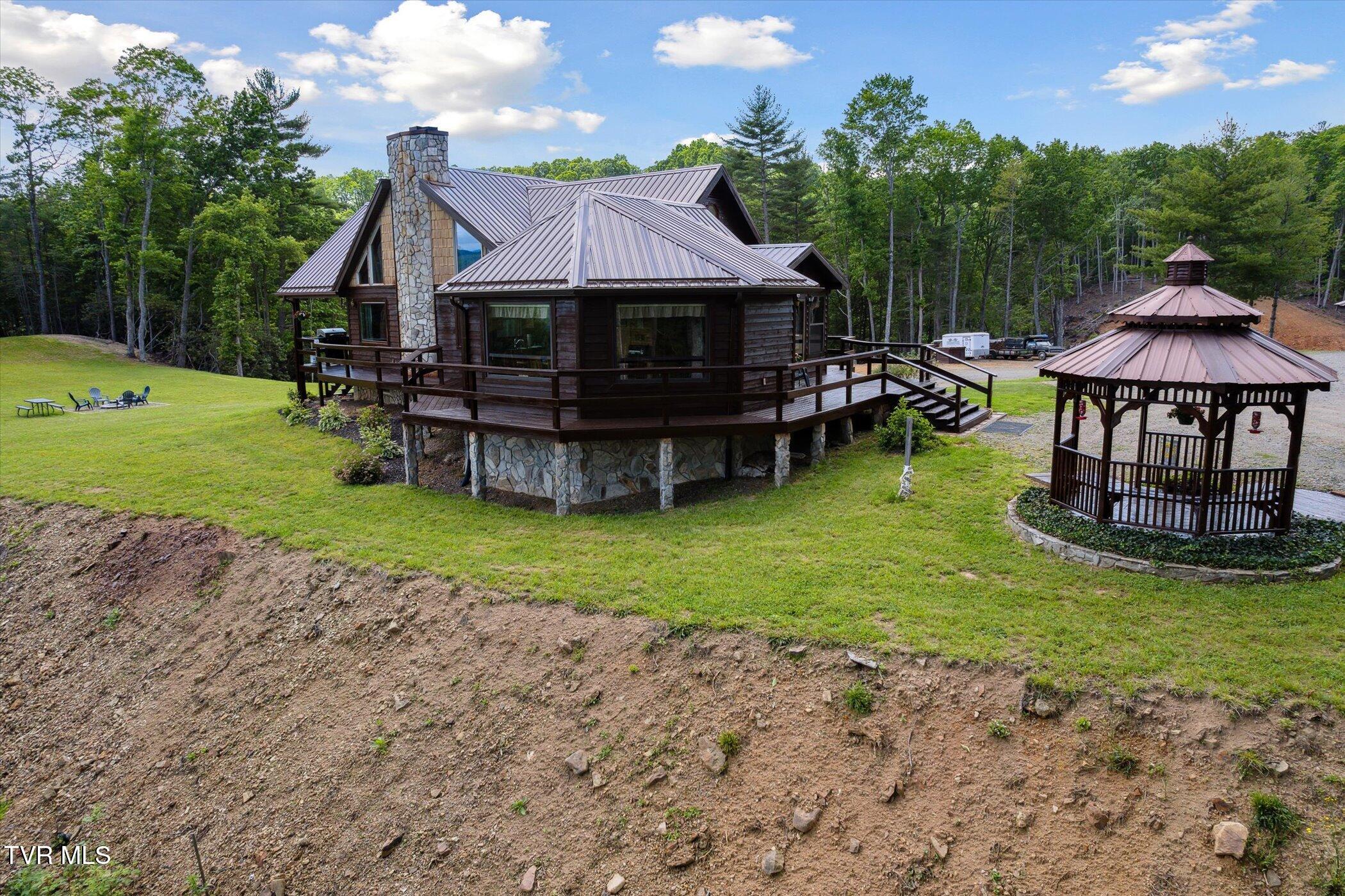 620 Swift Hollow Lane, Mountain City, Tennessee image 9