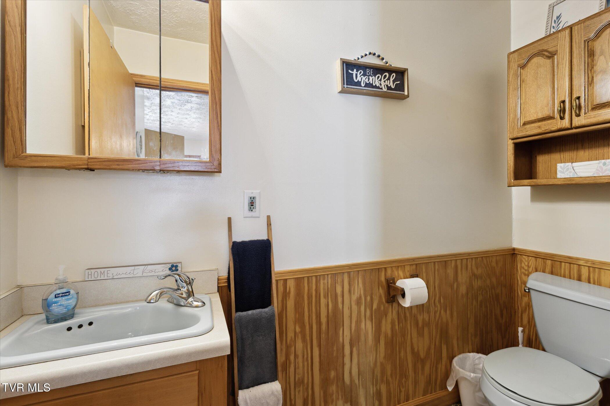 620 Swift Hollow Lane, Mountain City, Tennessee image 28