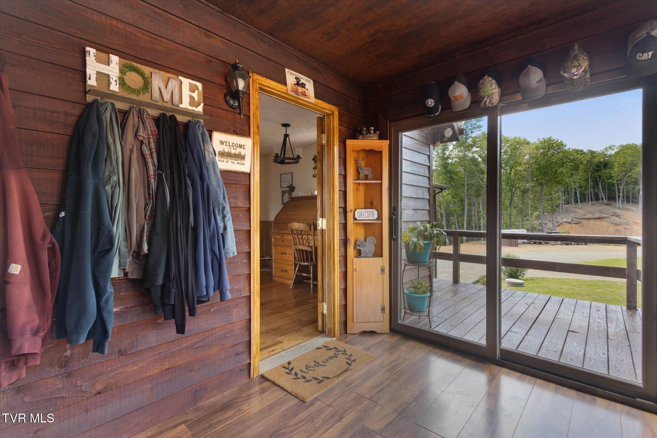 620 Swift Hollow Lane, Mountain City, Tennessee image 20