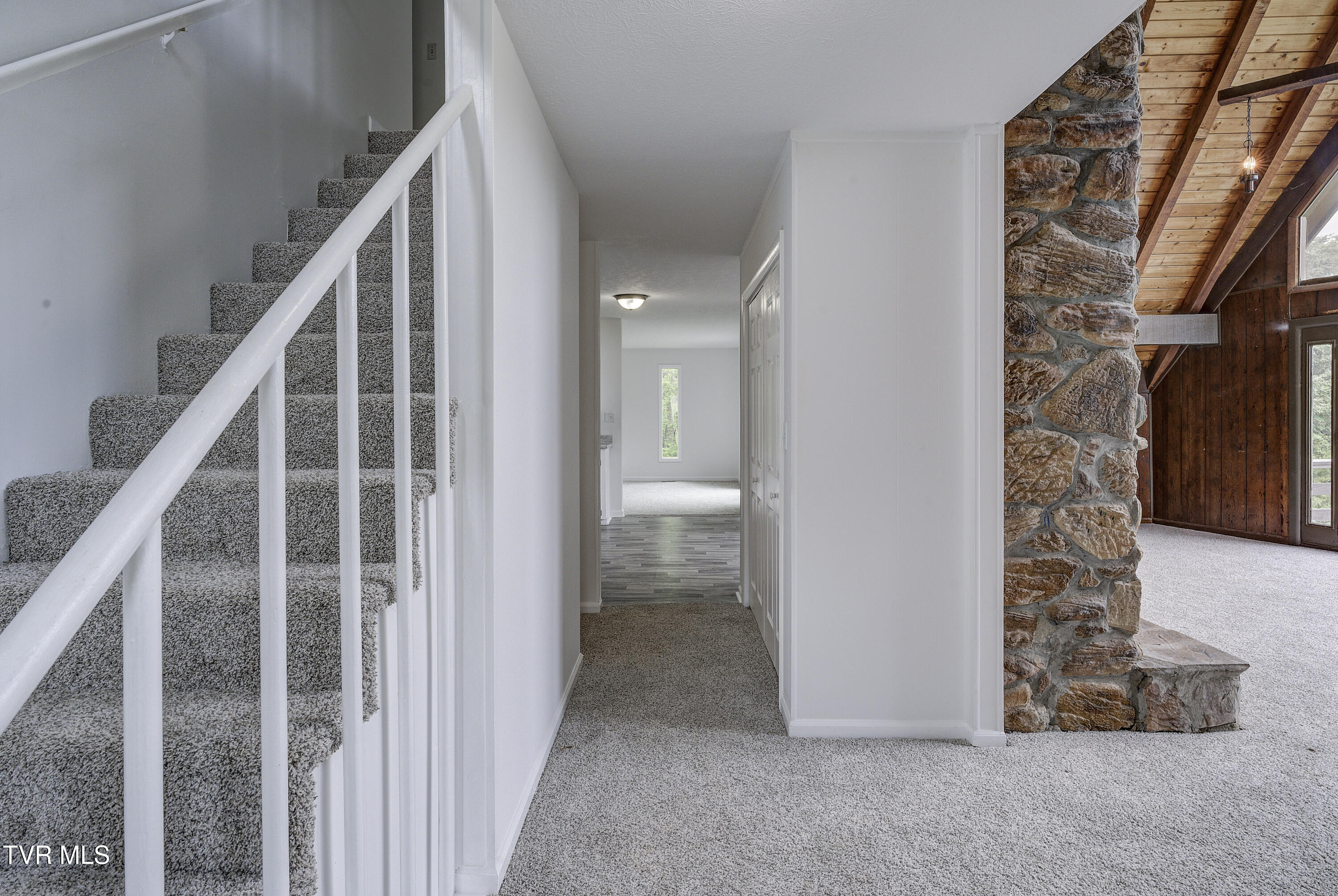 505 Duel Lane, Jonesborough, Tennessee image 4