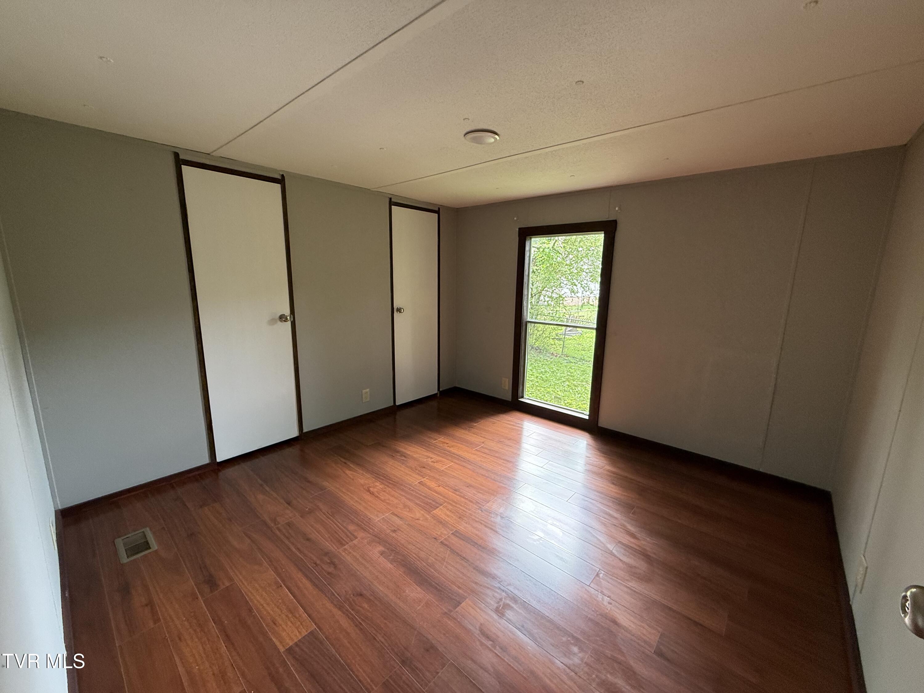 104 Creekbank Road, Elizabethton, Tennessee image 18