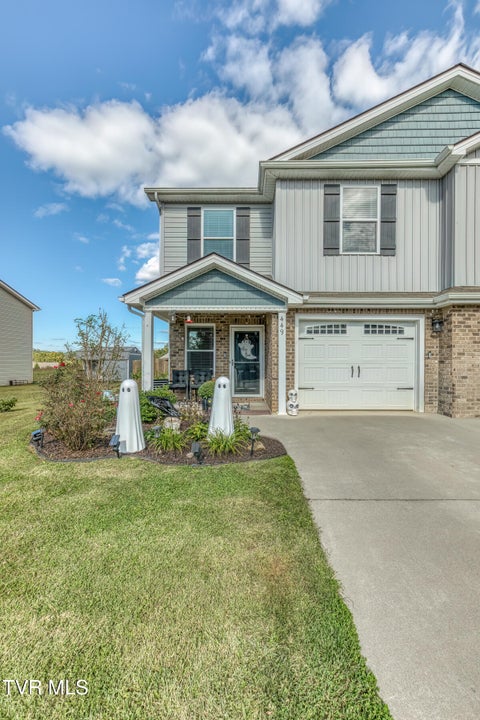 Townhouse For Sale - 449 Manchester Place #449<br/> Bristol, TN 37620