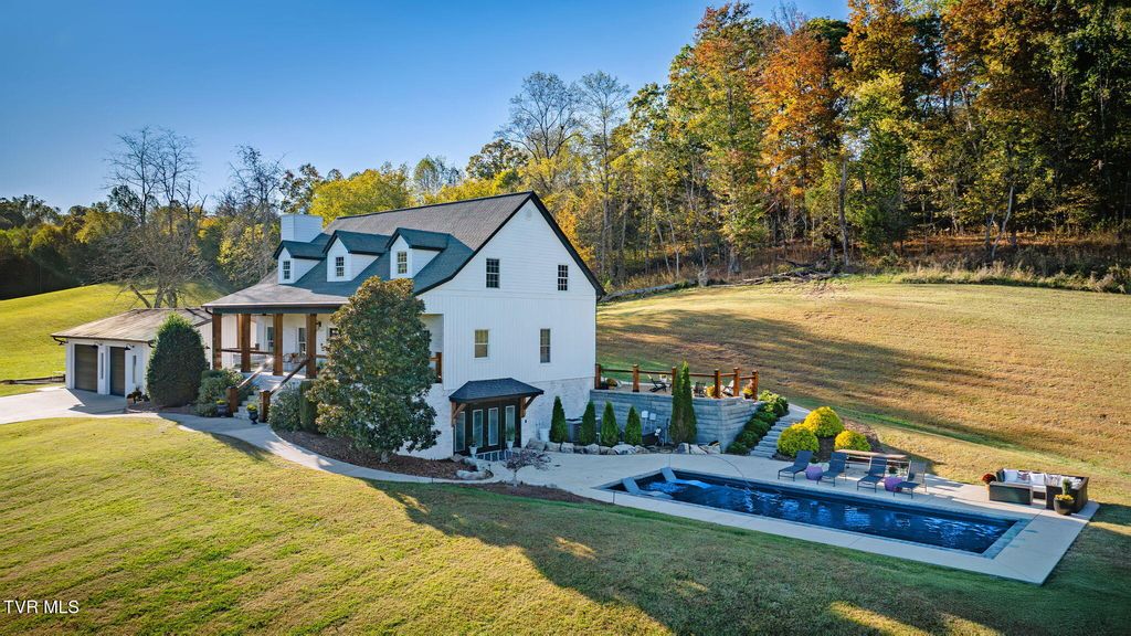 Photo of 367 Isley Drive, Blountville, TN 37617 (MLS # 9988635)