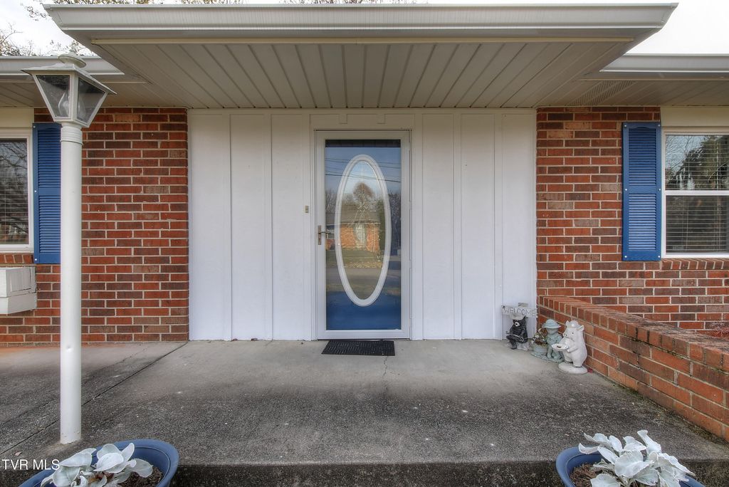 Photo of 771 Liberty Drive, Kingsport, TN 37663 (MLS # 9988099)