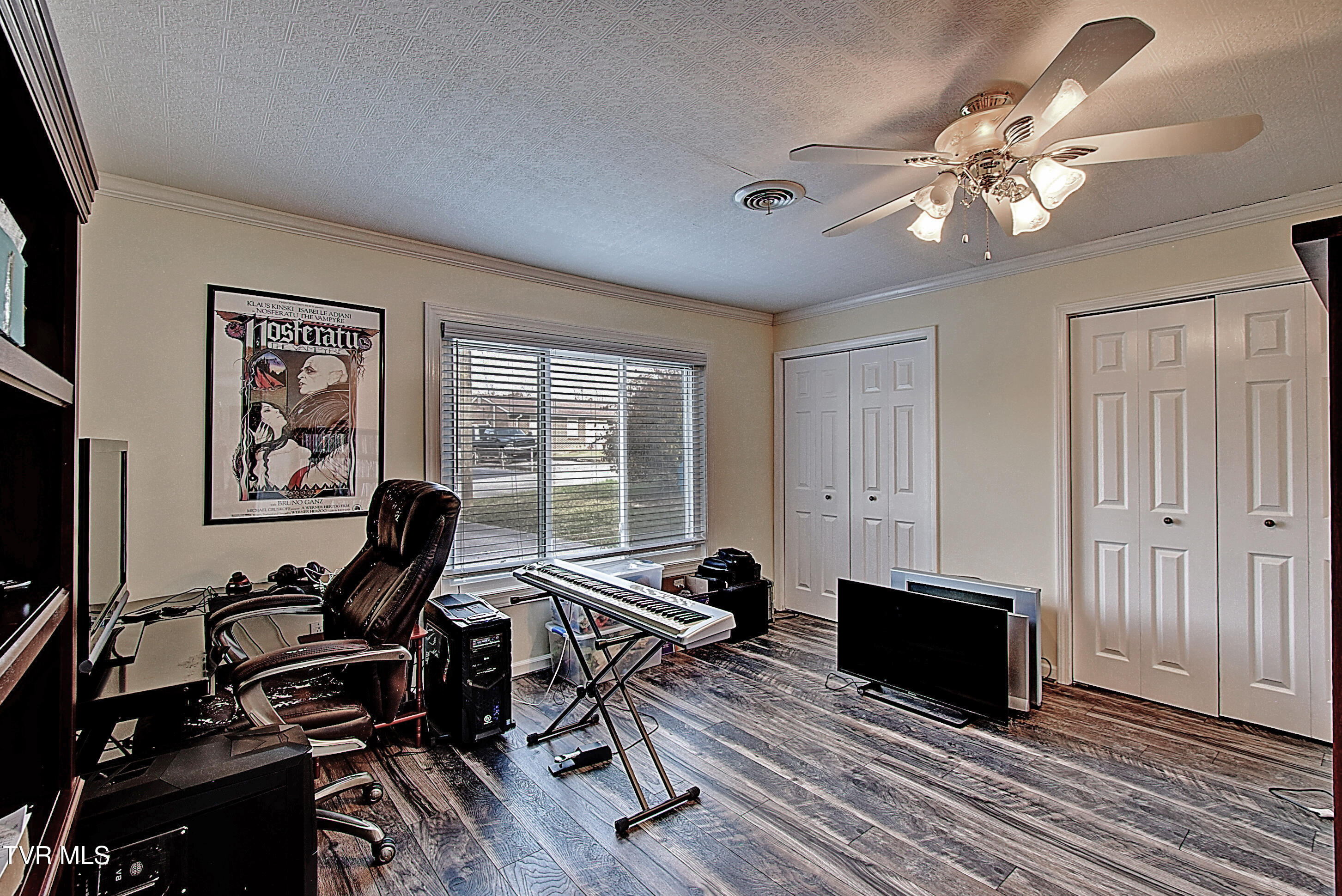 Kingsport, Tennessee 37663, United States, 4 Bedrooms Bedrooms, ,2 BathroomsBathrooms,Residential,Active,241151