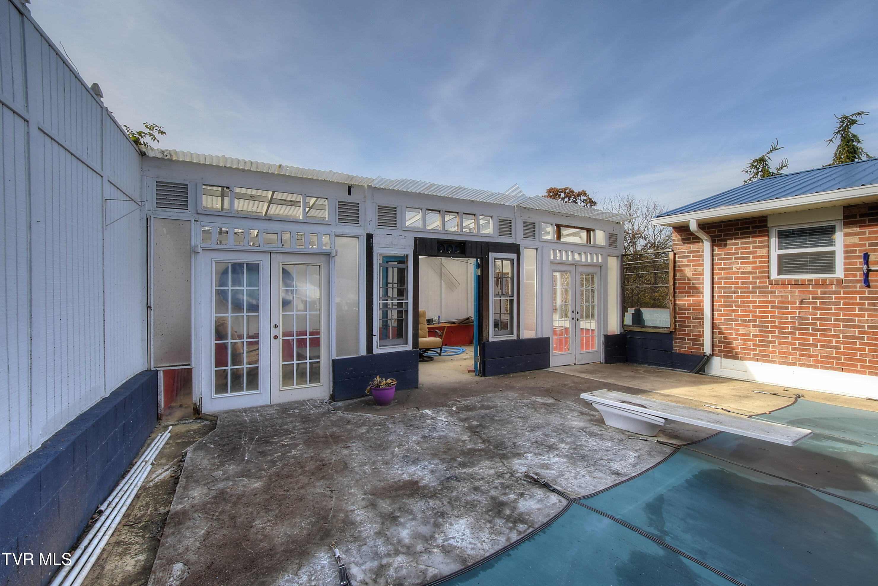 Kingsport, Tennessee 37663, United States, 4 Bedrooms Bedrooms, ,2 BathroomsBathrooms,Residential,Active,241151