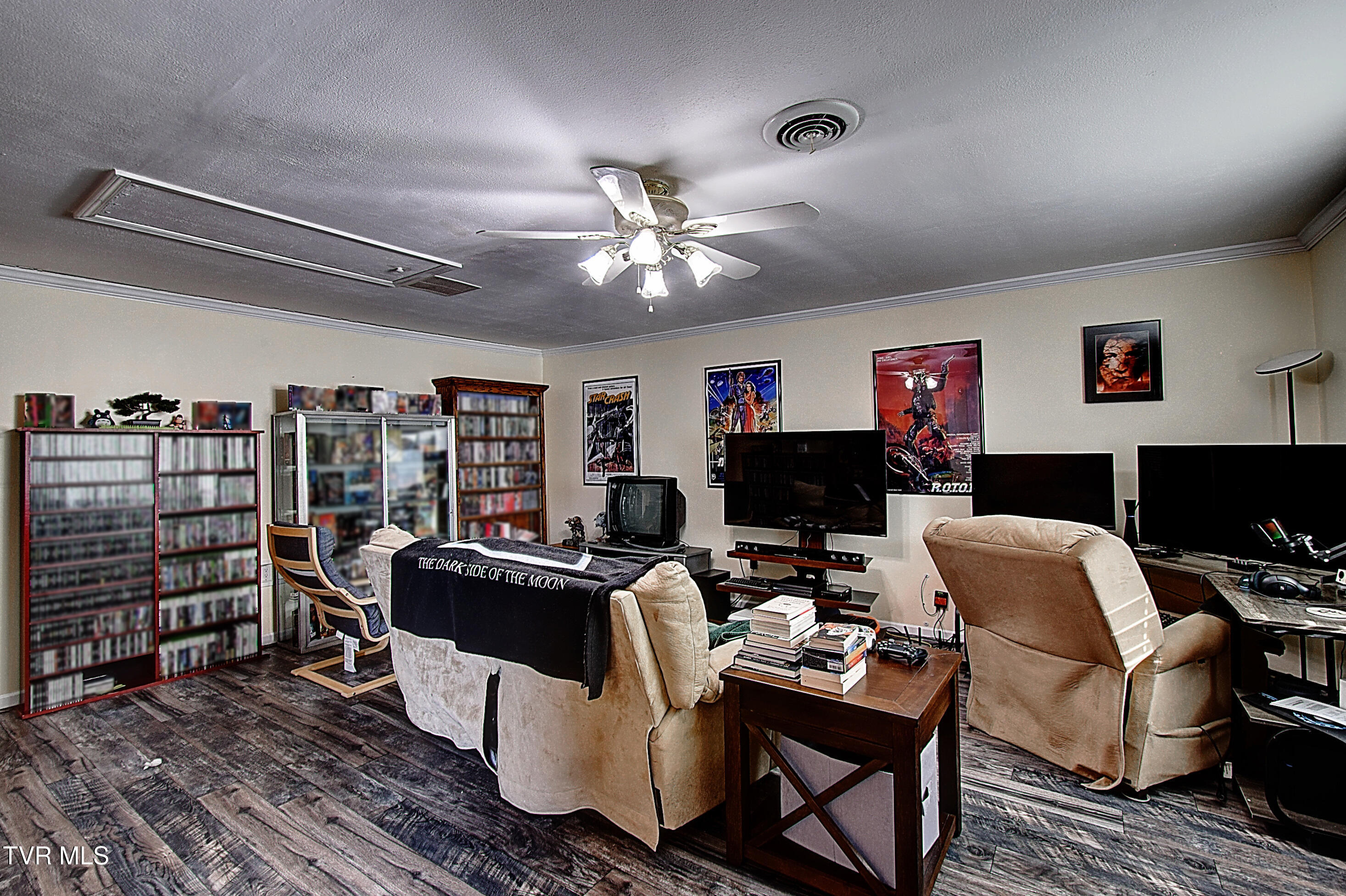 Kingsport, Tennessee 37663, United States, 4 Bedrooms Bedrooms, ,2 BathroomsBathrooms,Residential,Active,241151