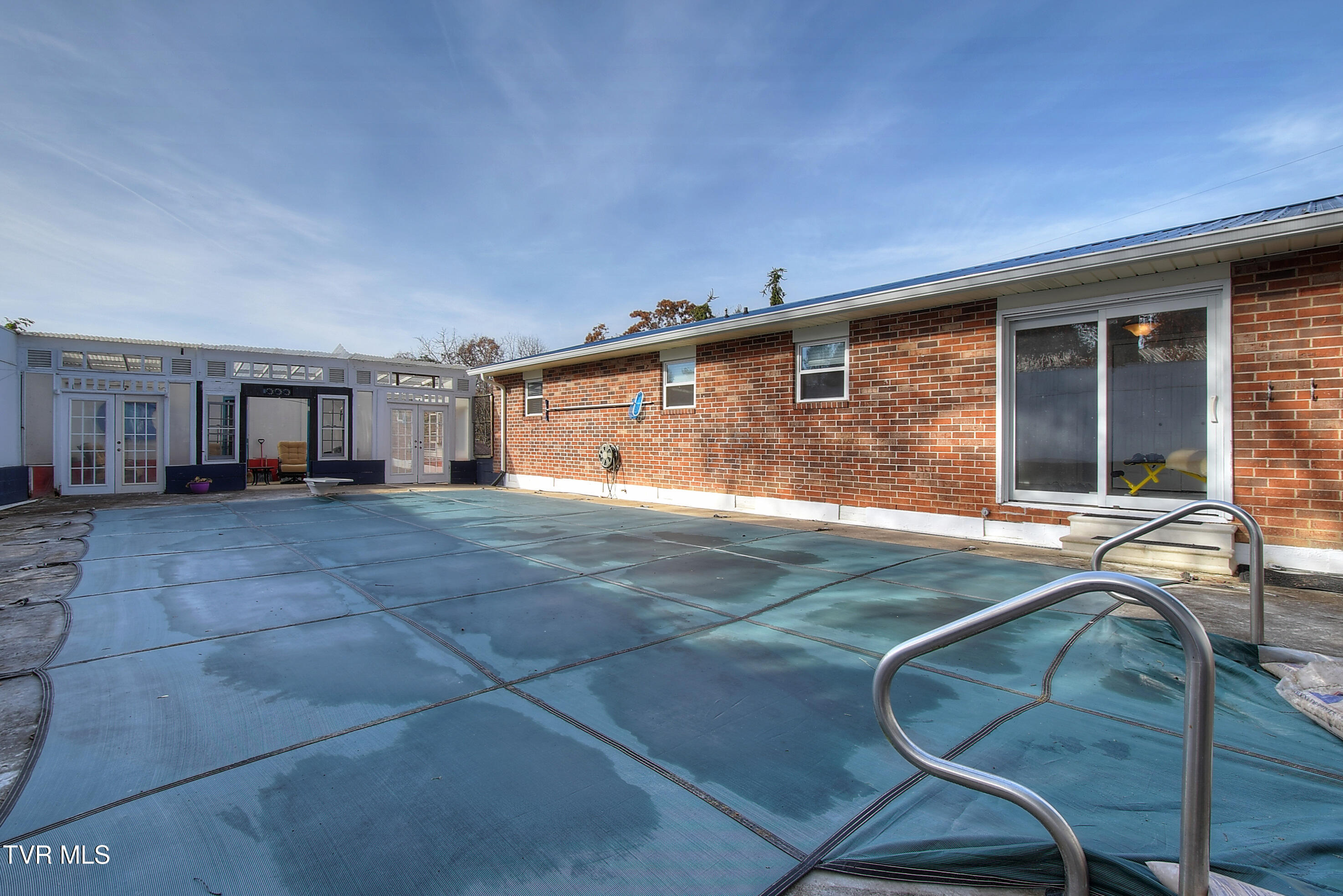 Kingsport, Tennessee 37663, United States, 4 Bedrooms Bedrooms, ,2 BathroomsBathrooms,Residential,Active,241151