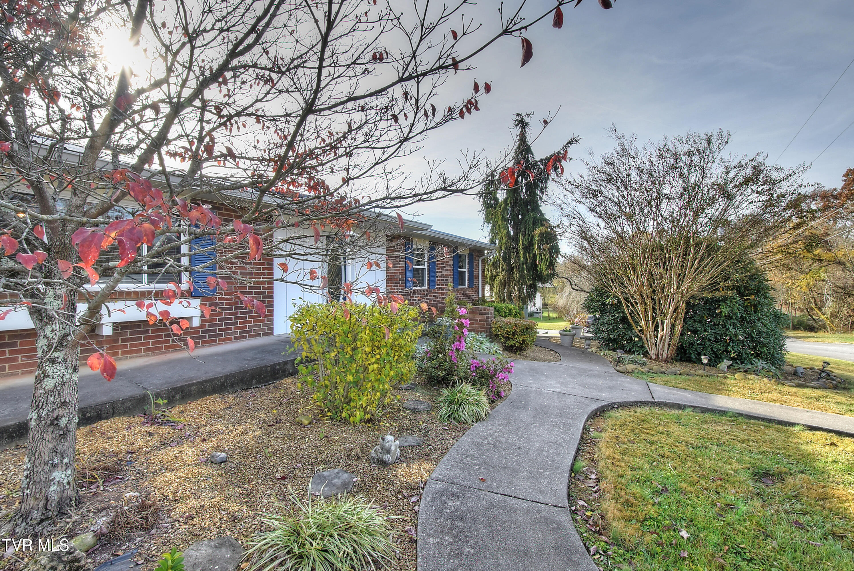 Kingsport, Tennessee 37663, United States, 4 Bedrooms Bedrooms, ,2 BathroomsBathrooms,Residential,Active,241151