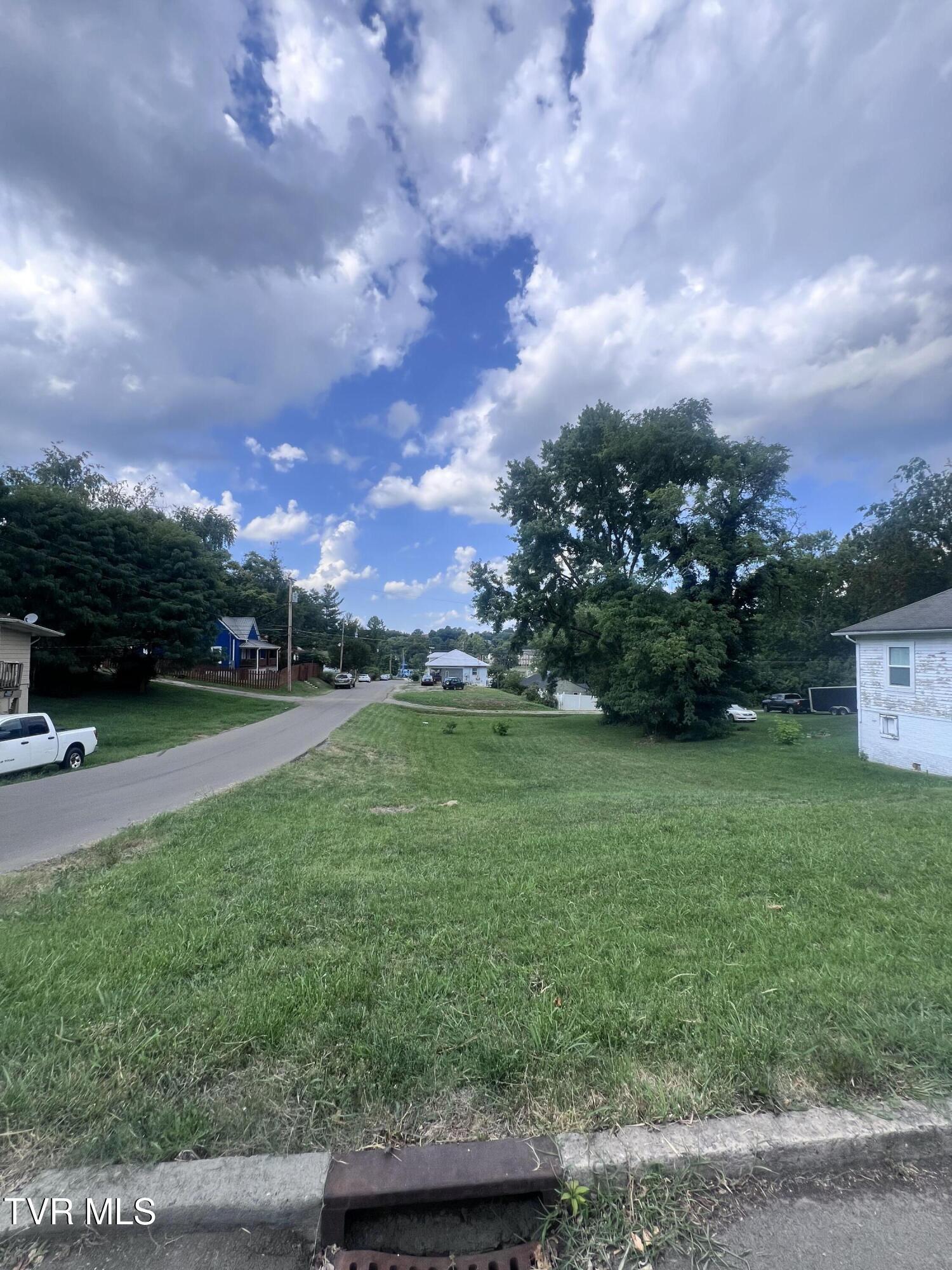 820 Hamilton Street, Johnson City, Tennessee image 6