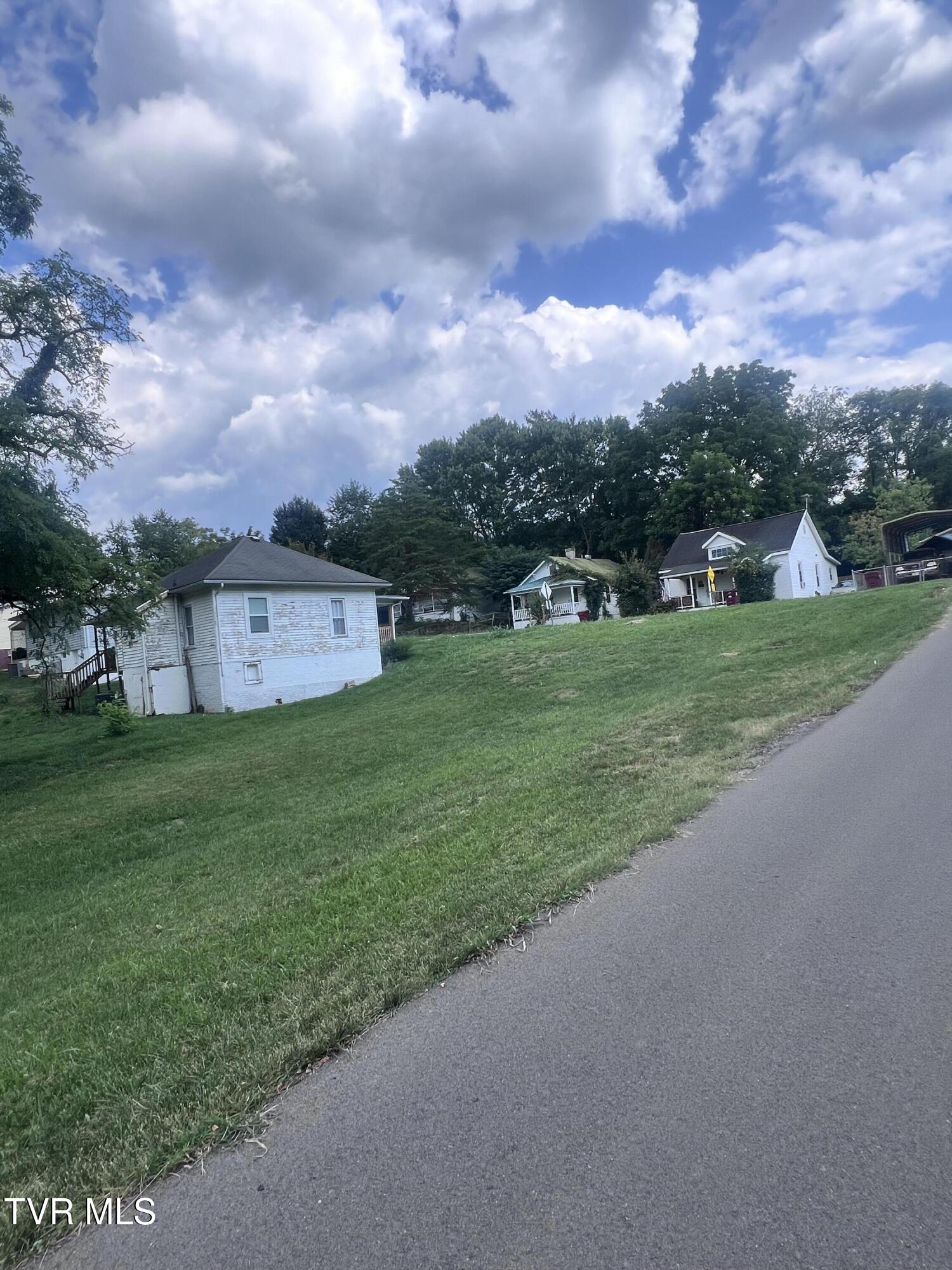 820 Hamilton Street, Johnson City, Tennessee image 3