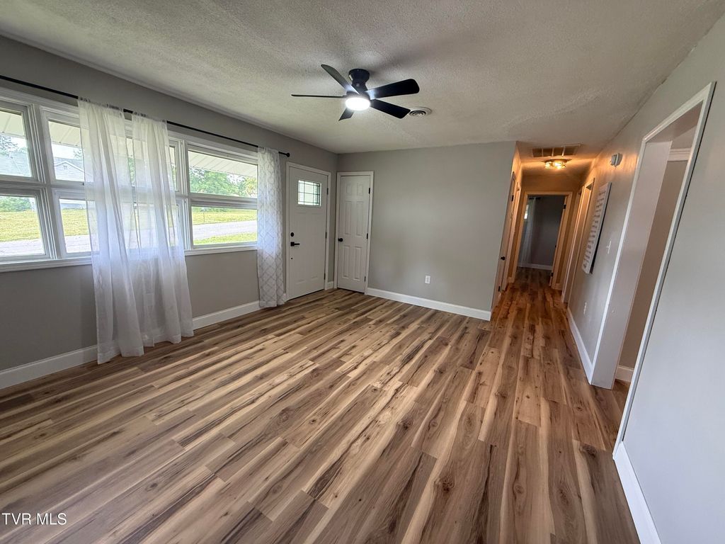 Photo of 2358 Anderson Street, Bristol, TN 37620 (MLS # 9995874)