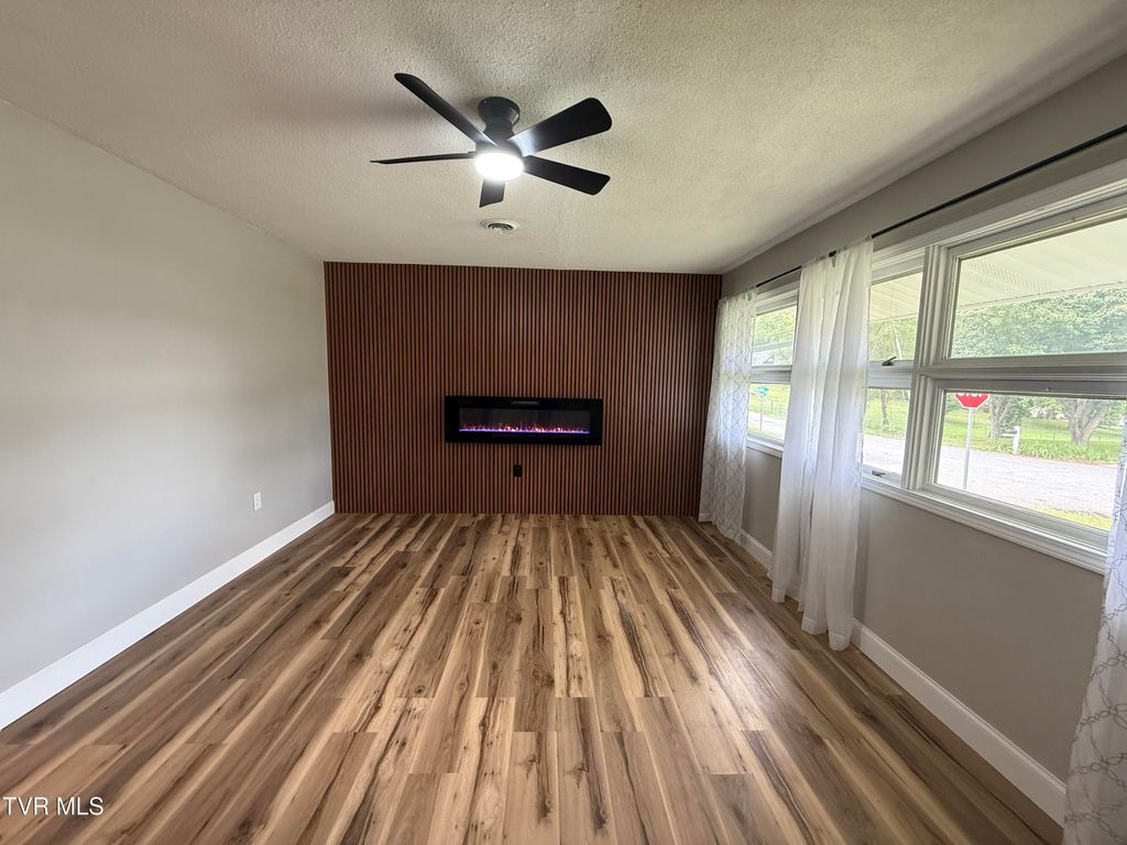 Photo of 2358 Anderson Street, Bristol, TN 37620 (MLS # 9995874)