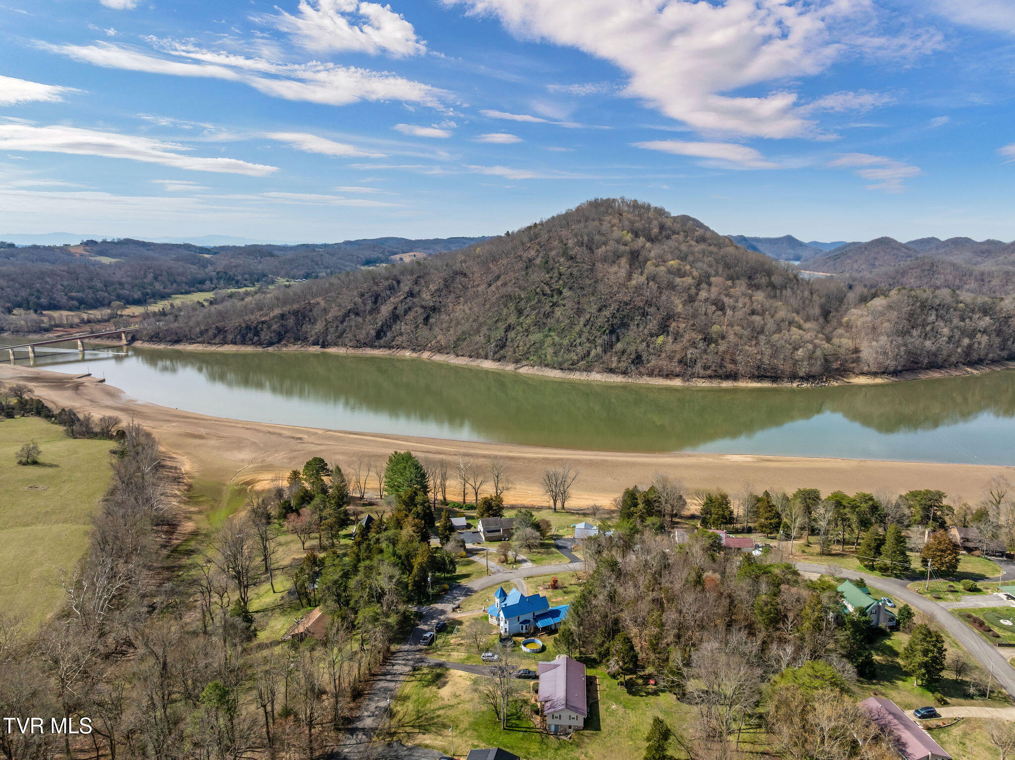 193 Lake Forest Road, Rogersville, Tennessee image 3