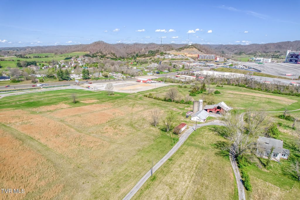 Photo of 191 White Top Road, Bluff City, TN 37618 (MLS # 9993457)