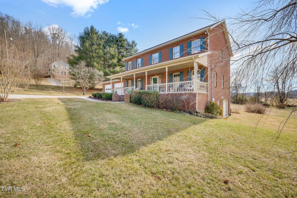 Photo of 701 Dewberry Circle, Kingsport, TN 37663 (MLS # 9991144)