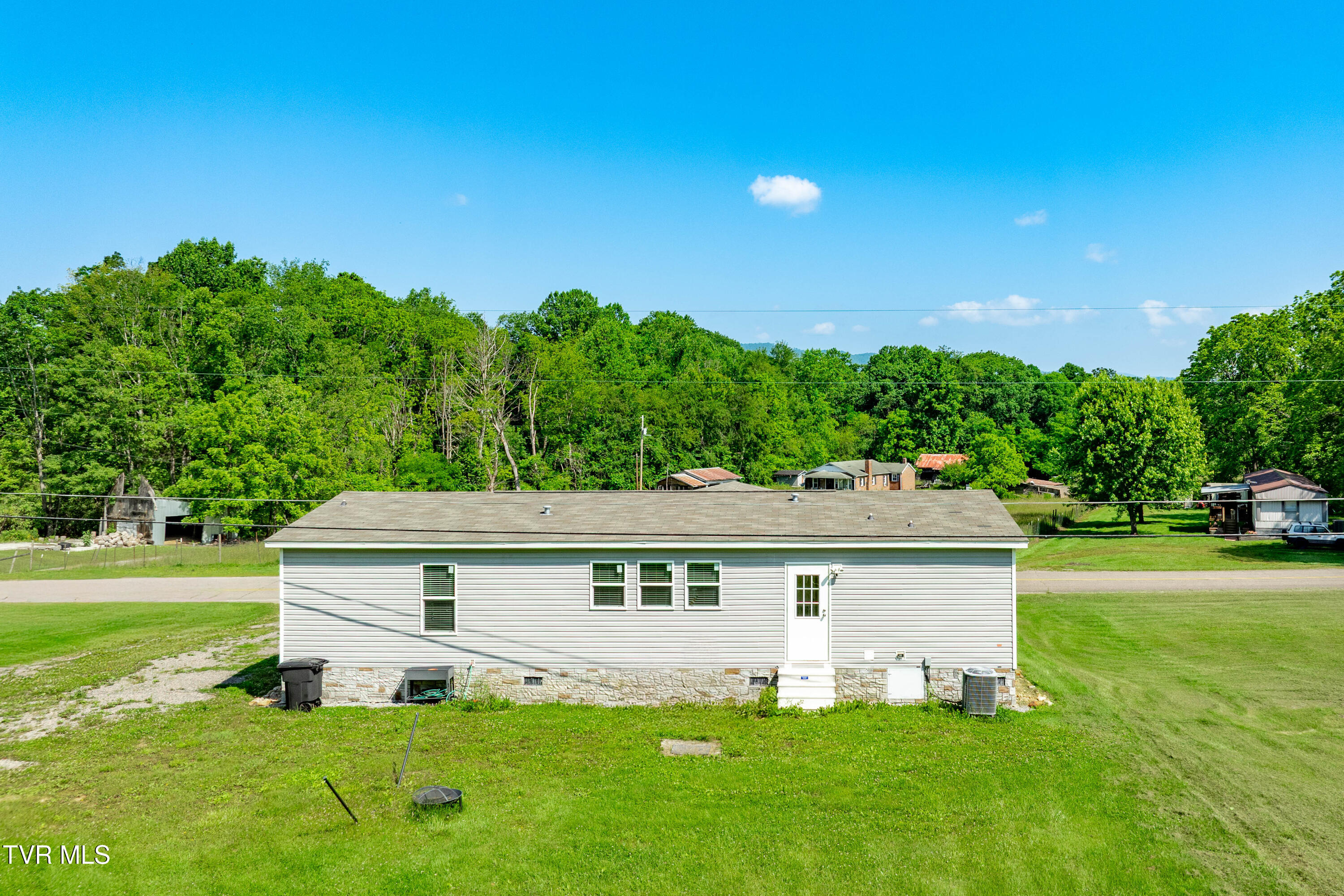 2639 Crackers Neck Road, Mountain City, Tennessee image 34