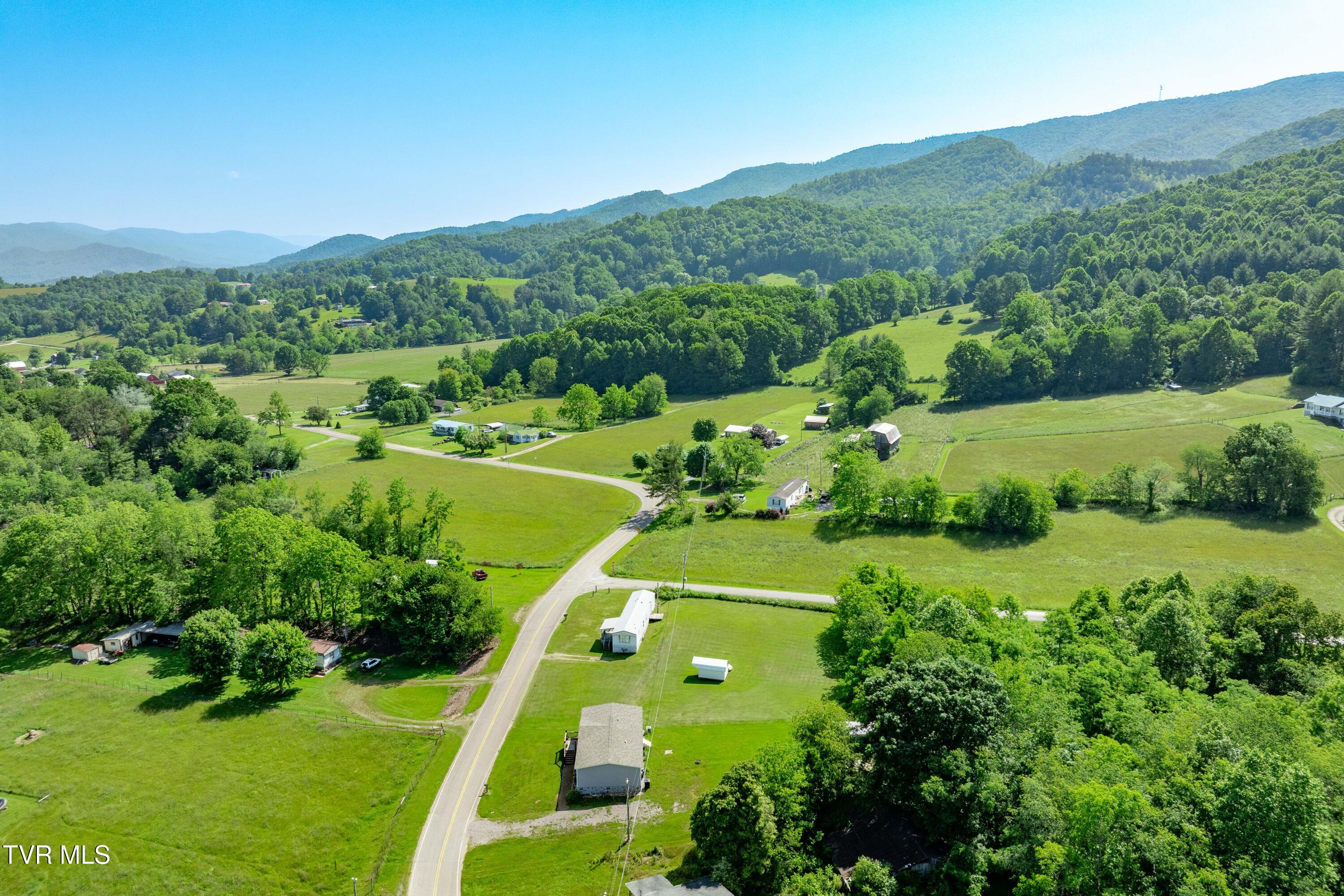 2639 Crackers Neck Road, Mountain City, Tennessee image 27