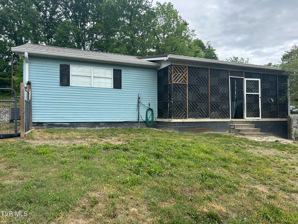 Photo of 281 Webb Road, Rogersville, TN 37857 (MLS # 9994540)