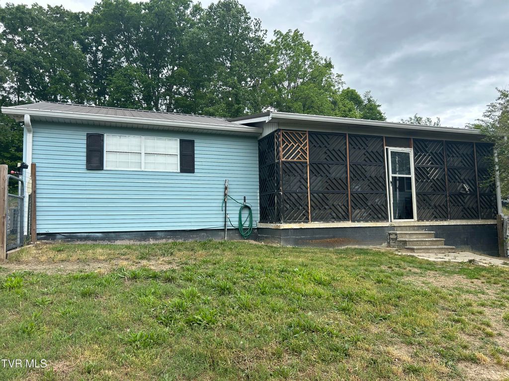 Photo of 281 Webb Road, Rogersville, TN 37857 (MLS # 9994540)