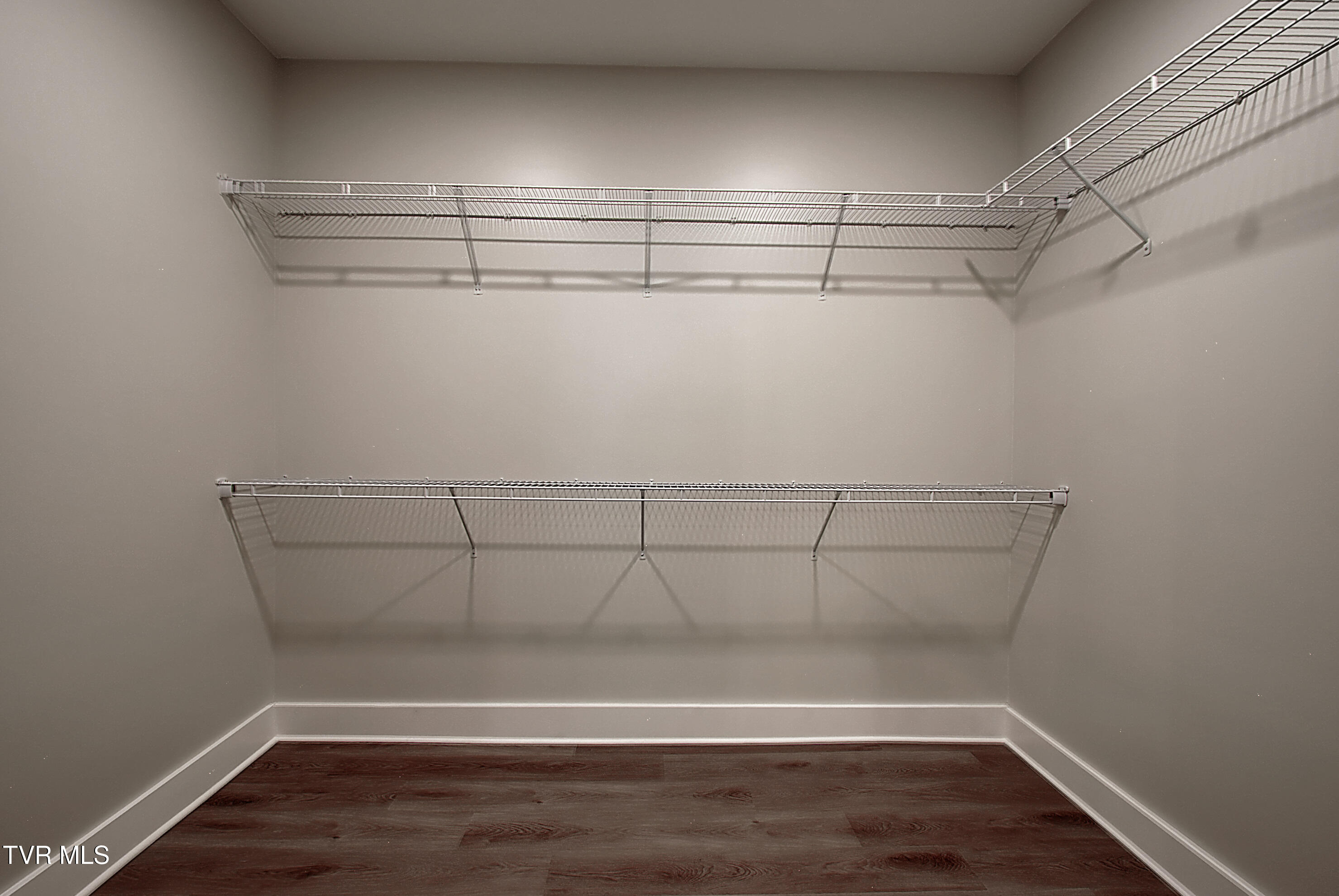 Johnson City, Tennessee 37615, United States, 3 Bedrooms Bedrooms, ,2 BathroomsBathrooms,Residential,Active,165994