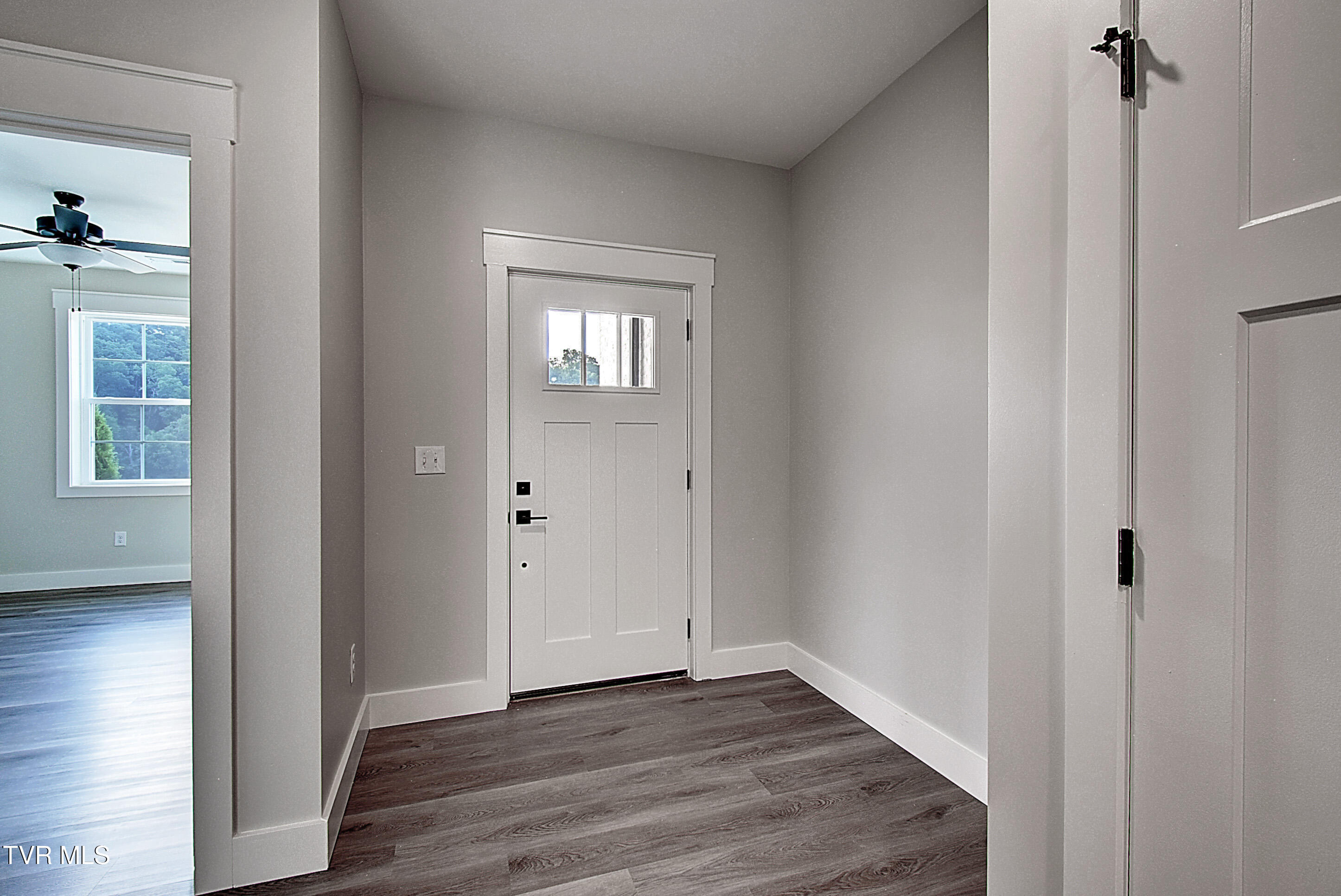 Johnson City, Tennessee 37615, United States, 3 Bedrooms Bedrooms, ,2 BathroomsBathrooms,Residential,Active,165994