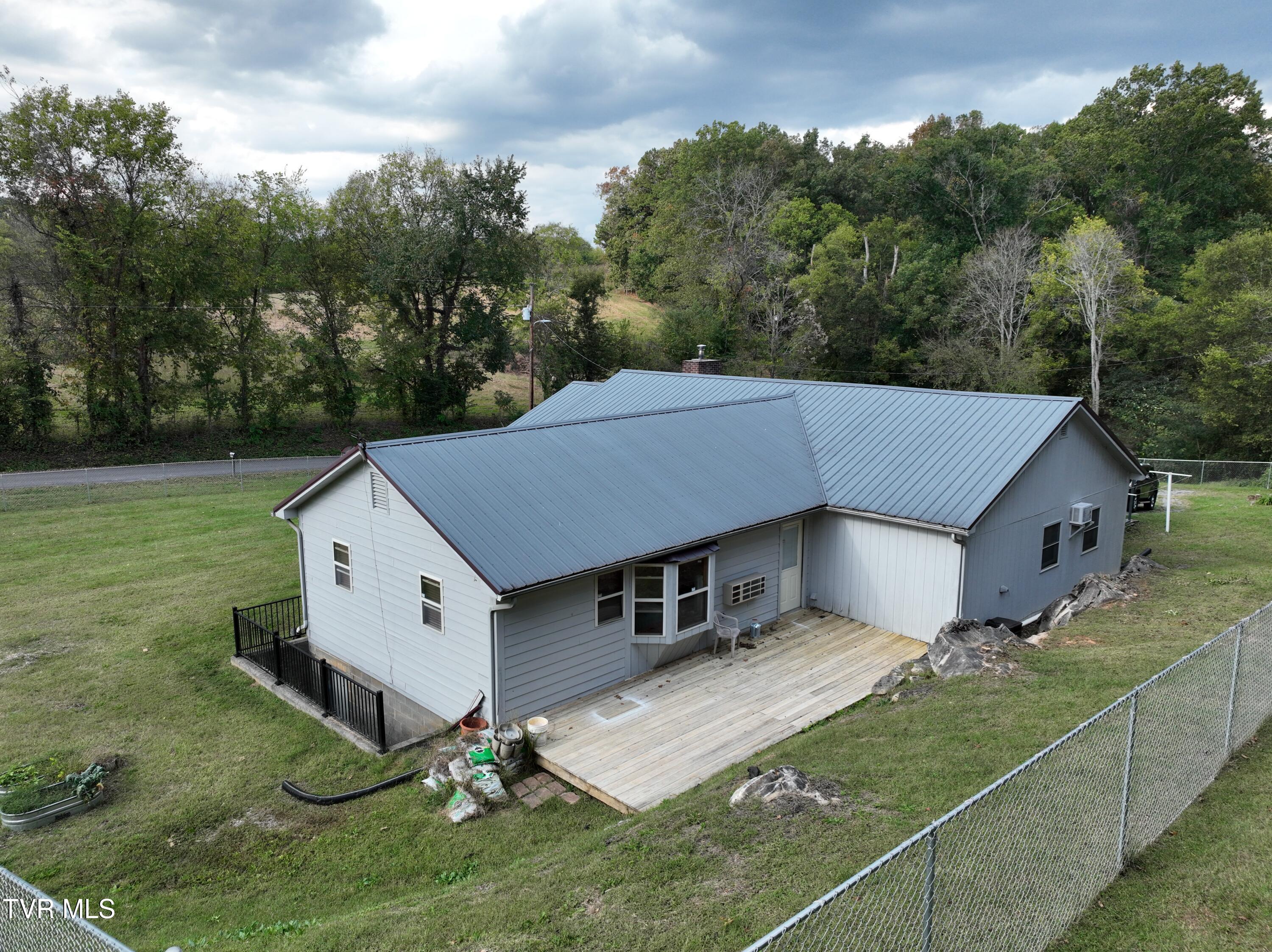 1250 River Road