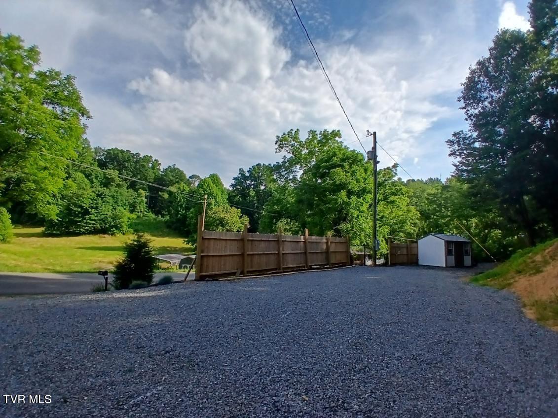1021 Marbleton Road, Unicoi, Tennessee image 15