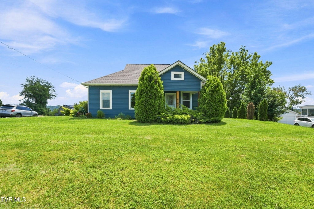 Photo of 4191 Skyland Drive, Kingsport, TN 37664 (MLS # 10000244)