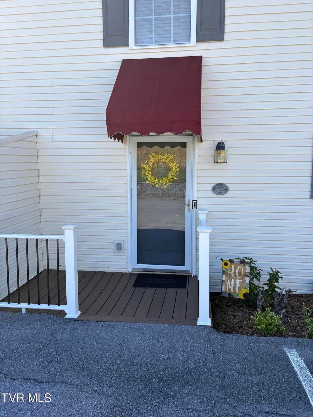 Photo of 2101 Cherokee Road #7, Johnson City, TN 37604 (MLS # 9993395)