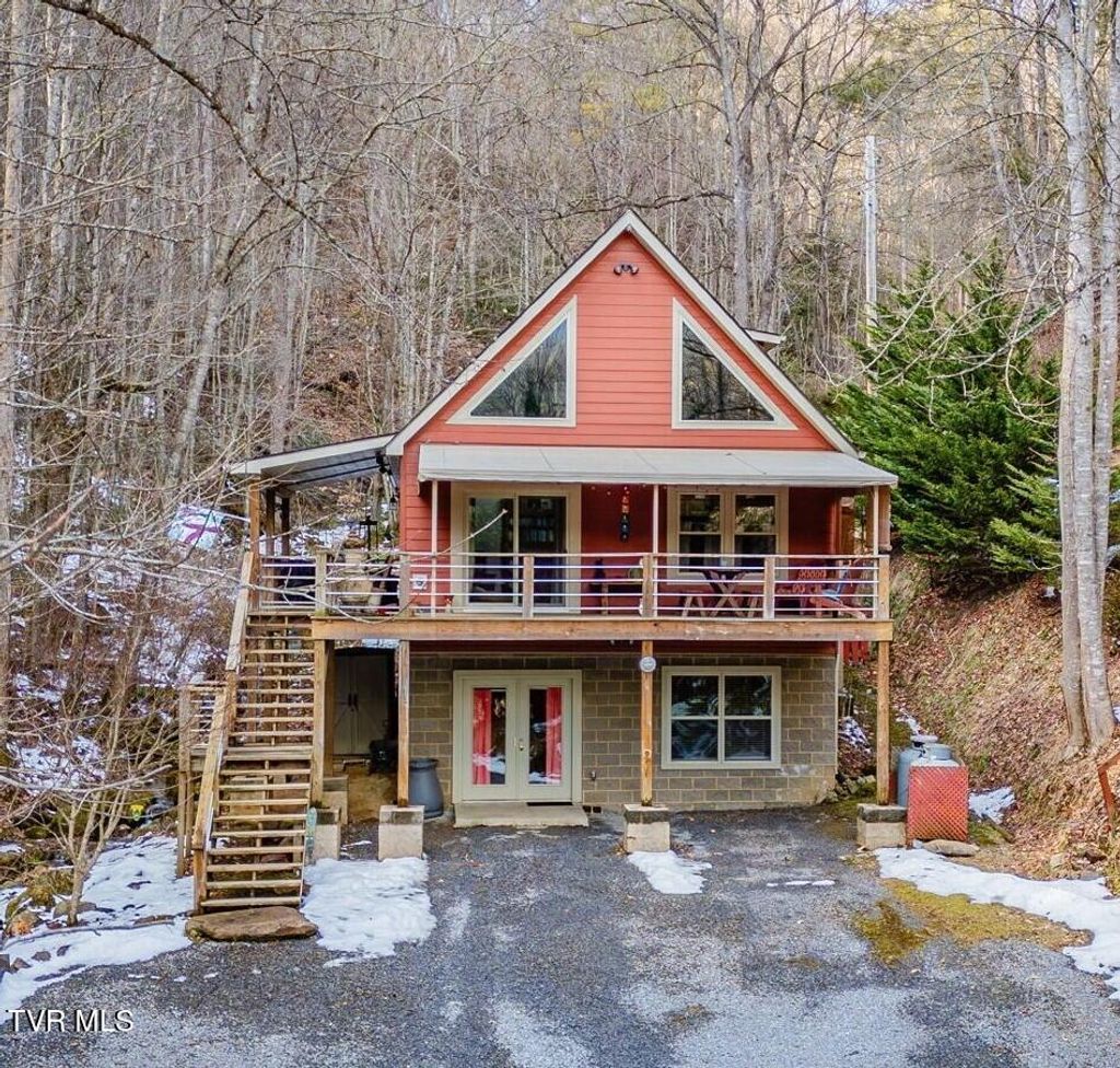 Photo of 139 Charlie Harrell Lane, Hampton, TN 37658 (MLS # 9991058)