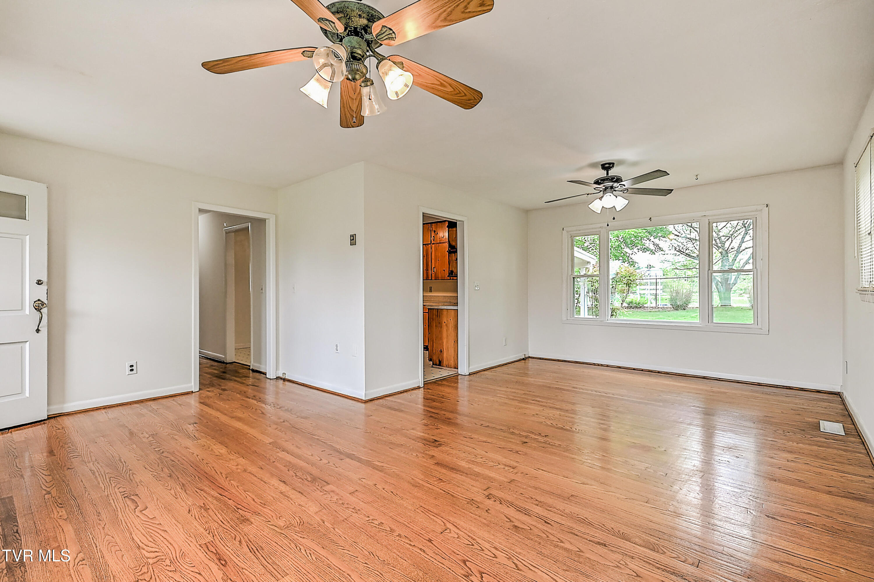 1809 Ridgemont Drive, Greeneville, Tennessee image 4