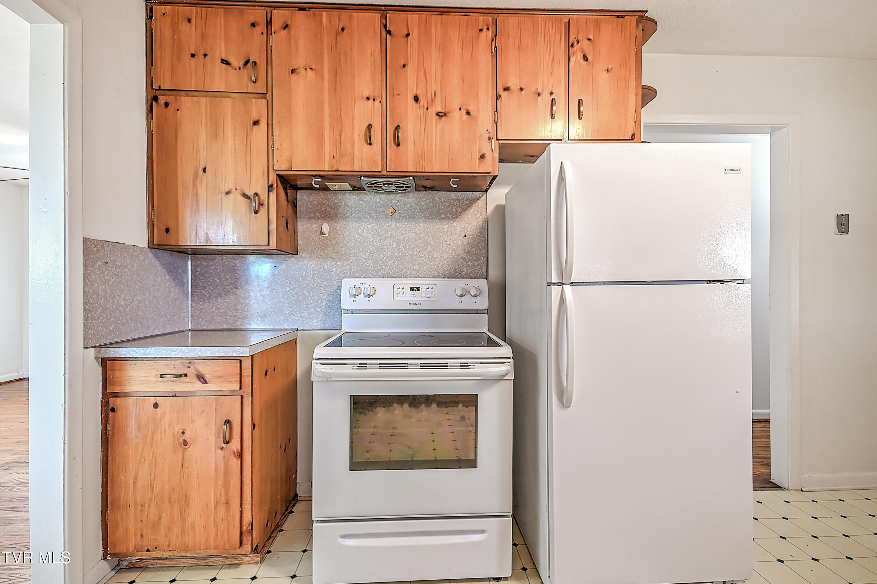 1809 Ridgemont Drive, Greeneville, Tennessee image 12
