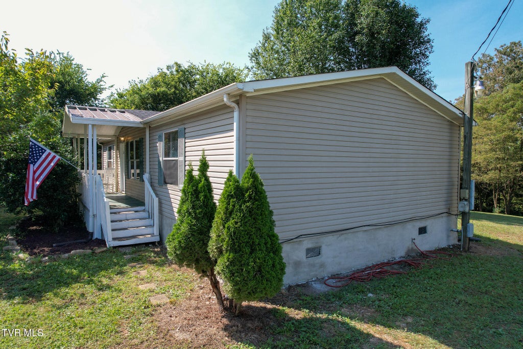 Photo of 176 Old Kentucky Road, Greeneville, TN 37743 (MLS # 10000401)