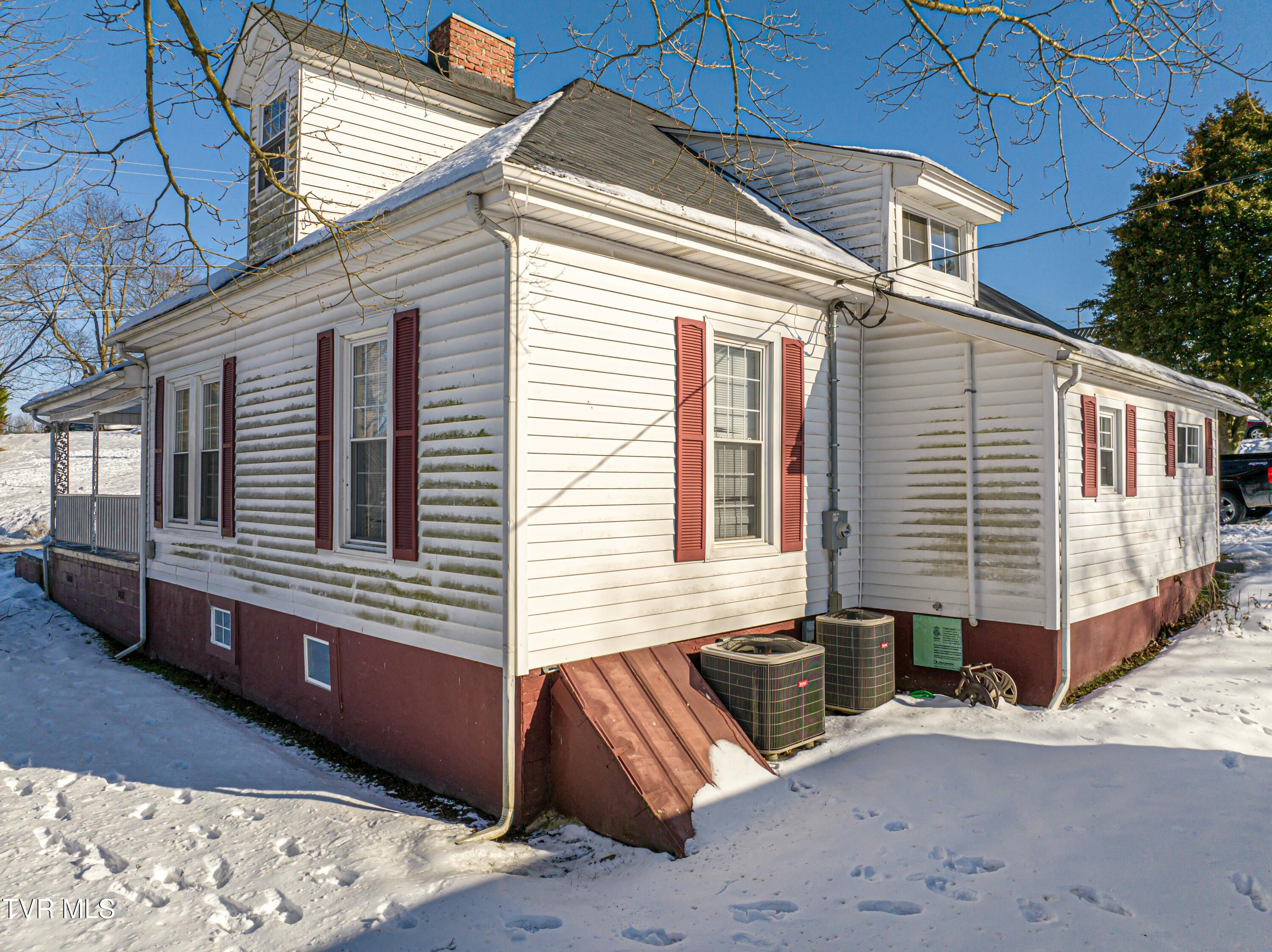 230 Kirkwood Street, Glade Spring, Virginia image 17