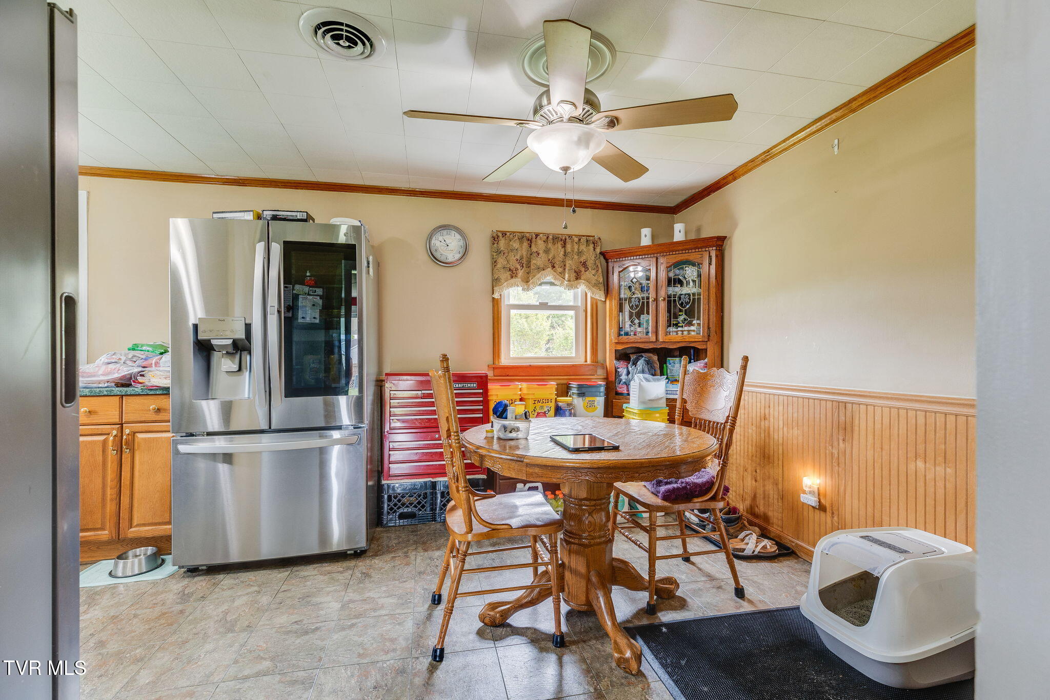 2021 Katelyn Drive Drive, Elizabethton, Tennessee image 7