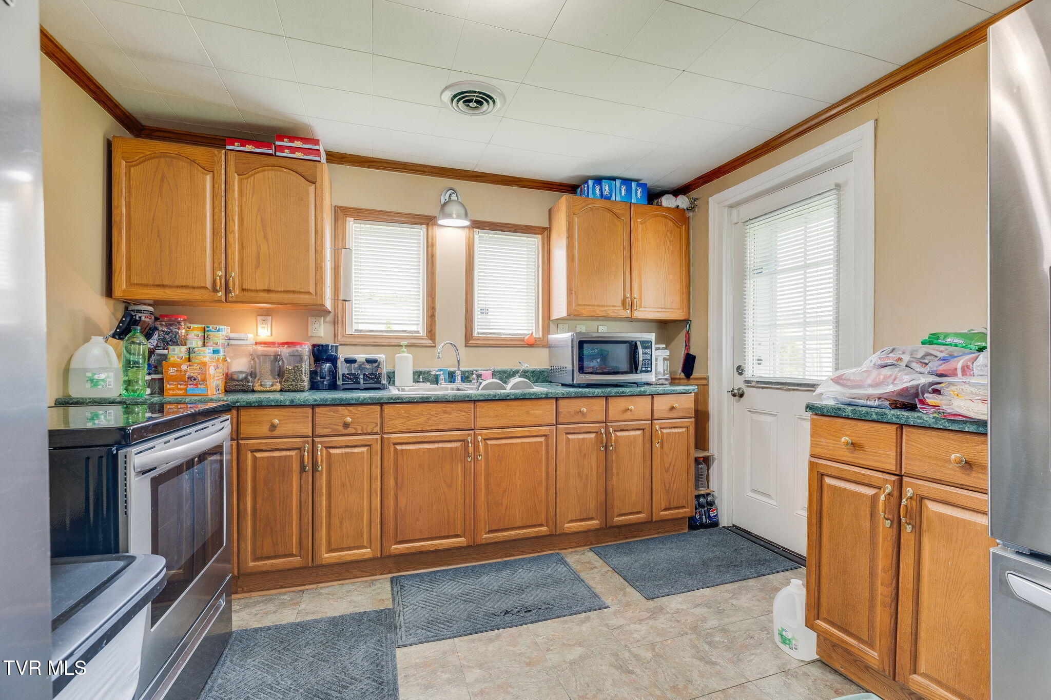 2021 Katelyn Drive Drive, Elizabethton, Tennessee image 10