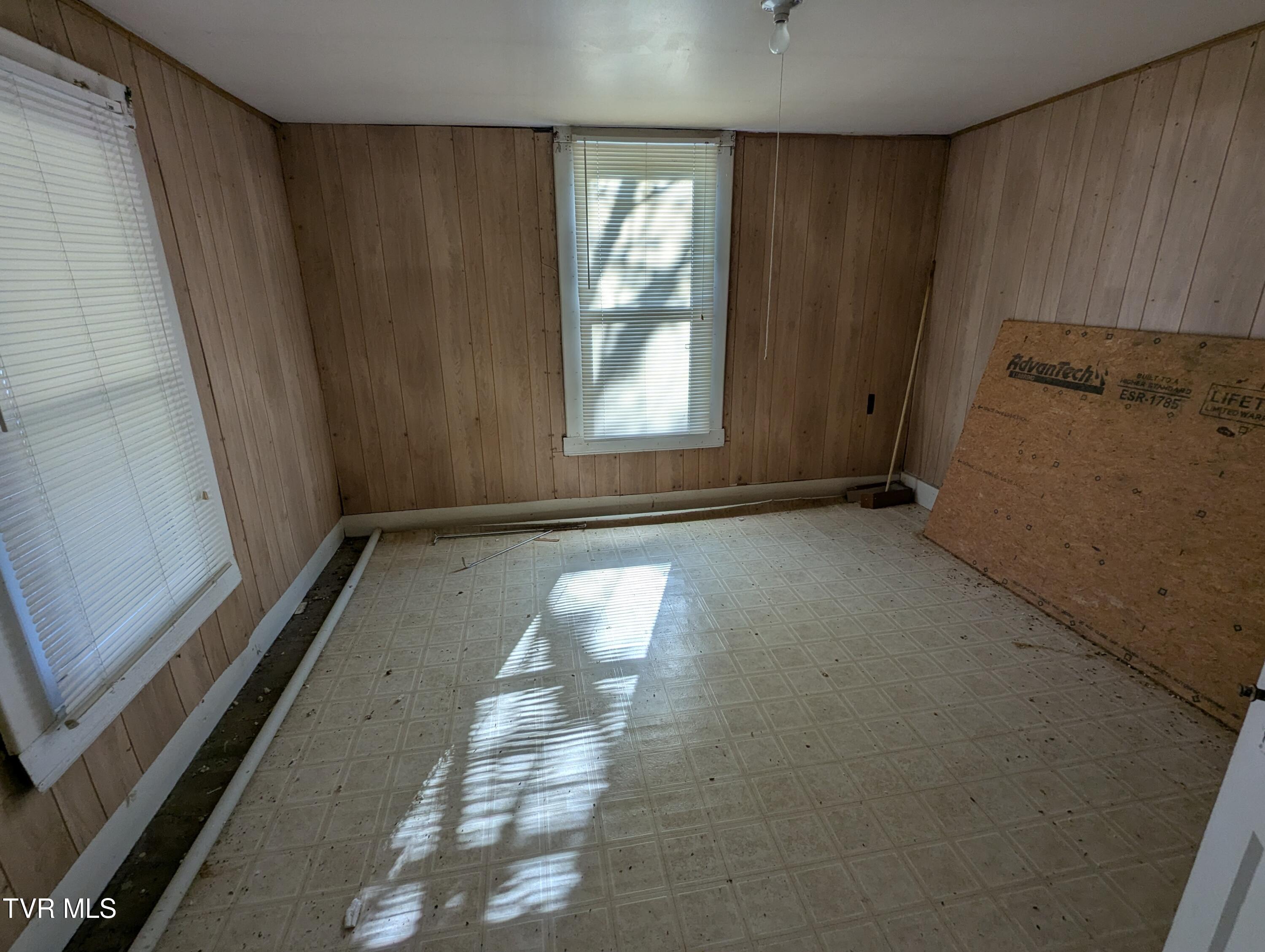 2310 Speers Valley Road, Duffield, Virginia image 9