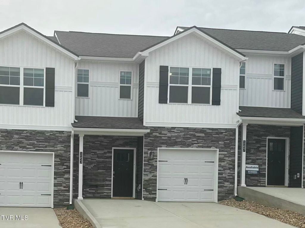 Photo of 1153 Wenna Way, Kingsport, TN 37664 (MLS # 9985689)