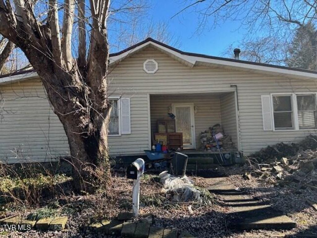 Photo of 324 Jess Hopson Road, Unicoi, TN 37692 (MLS # 9993815)