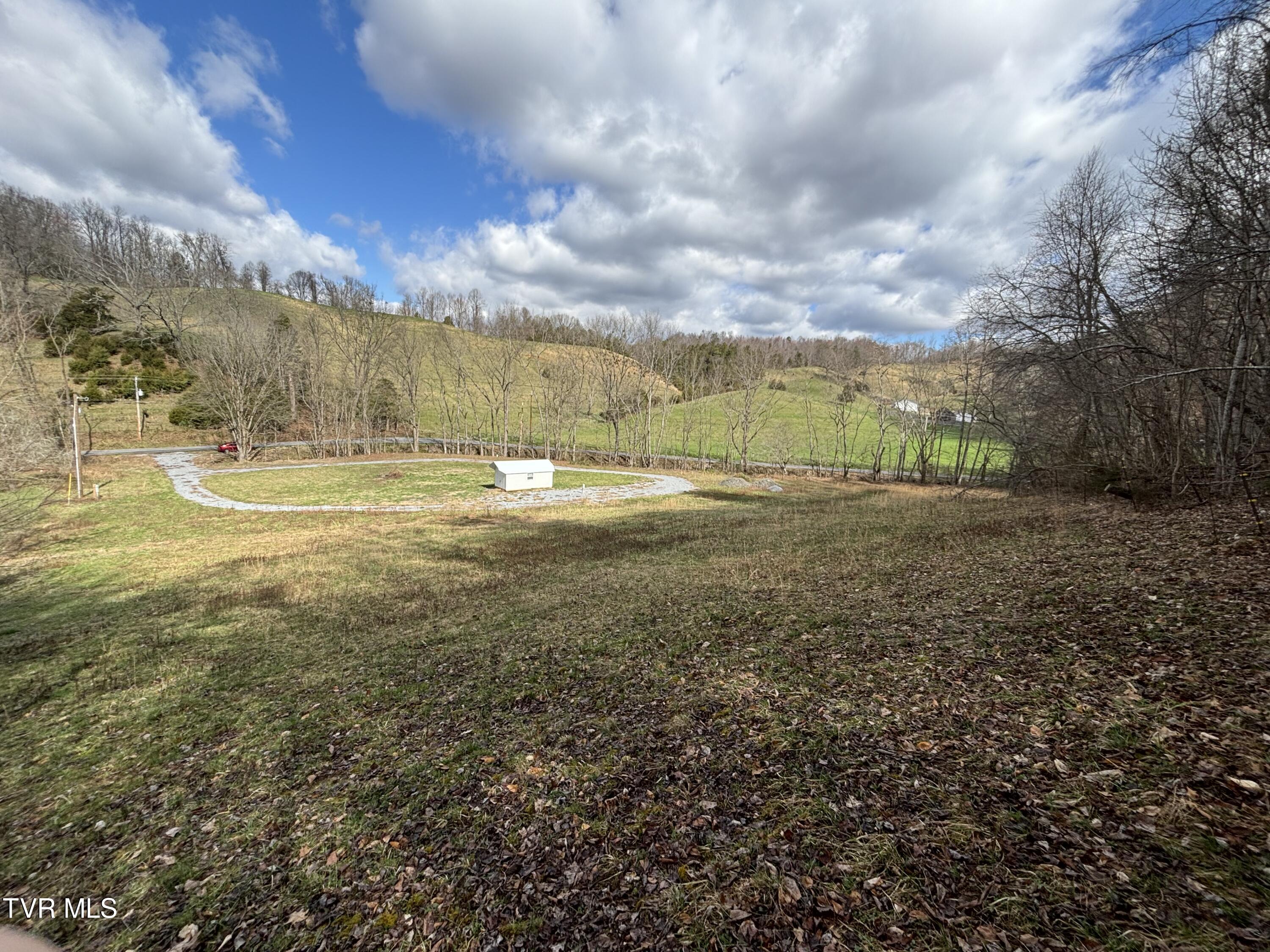 166 Holston Mountain Road, Elizabethton, Tennessee image 8