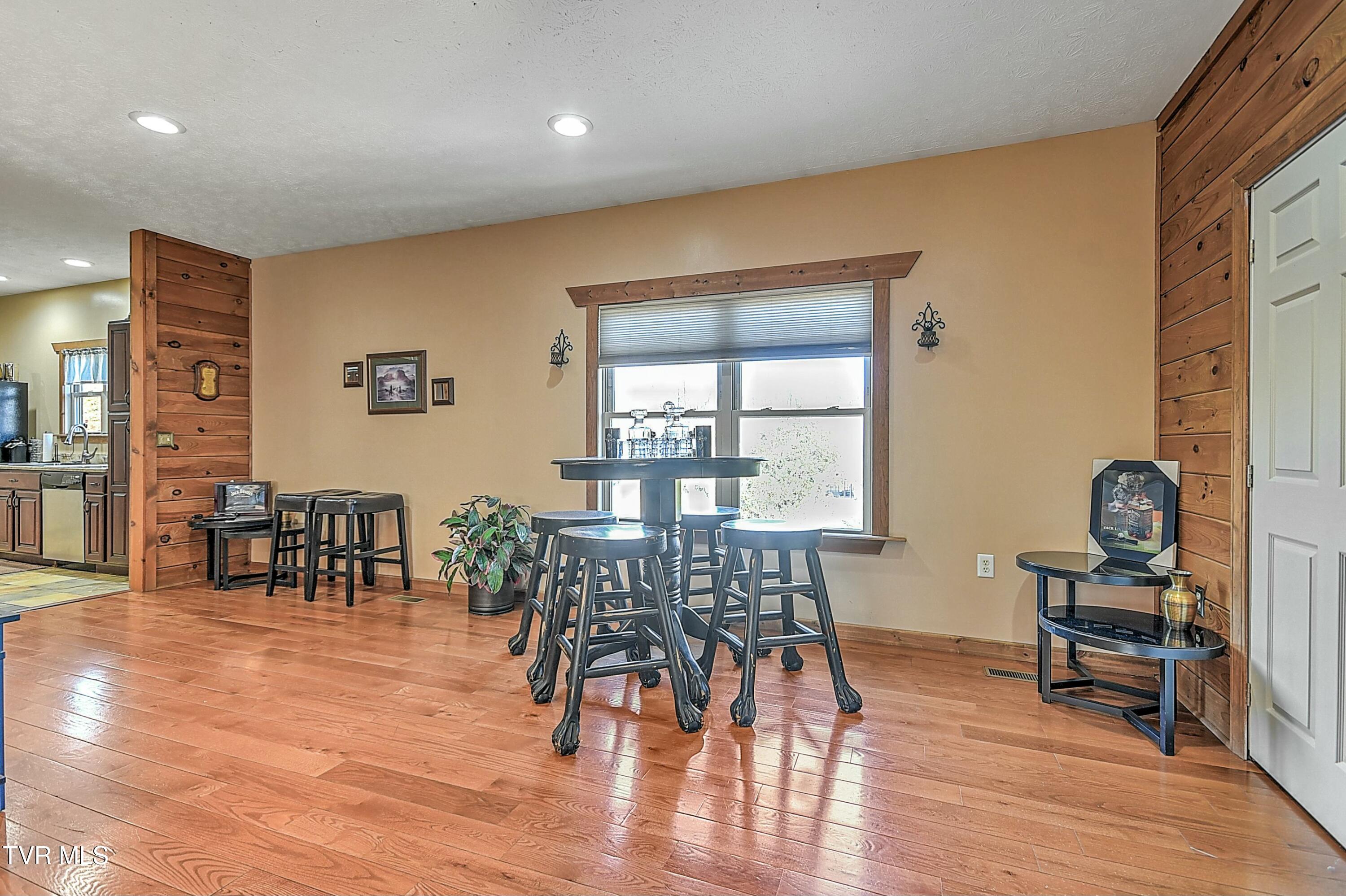 17516 Donegal Drive, Abingdon, Virginia image 10