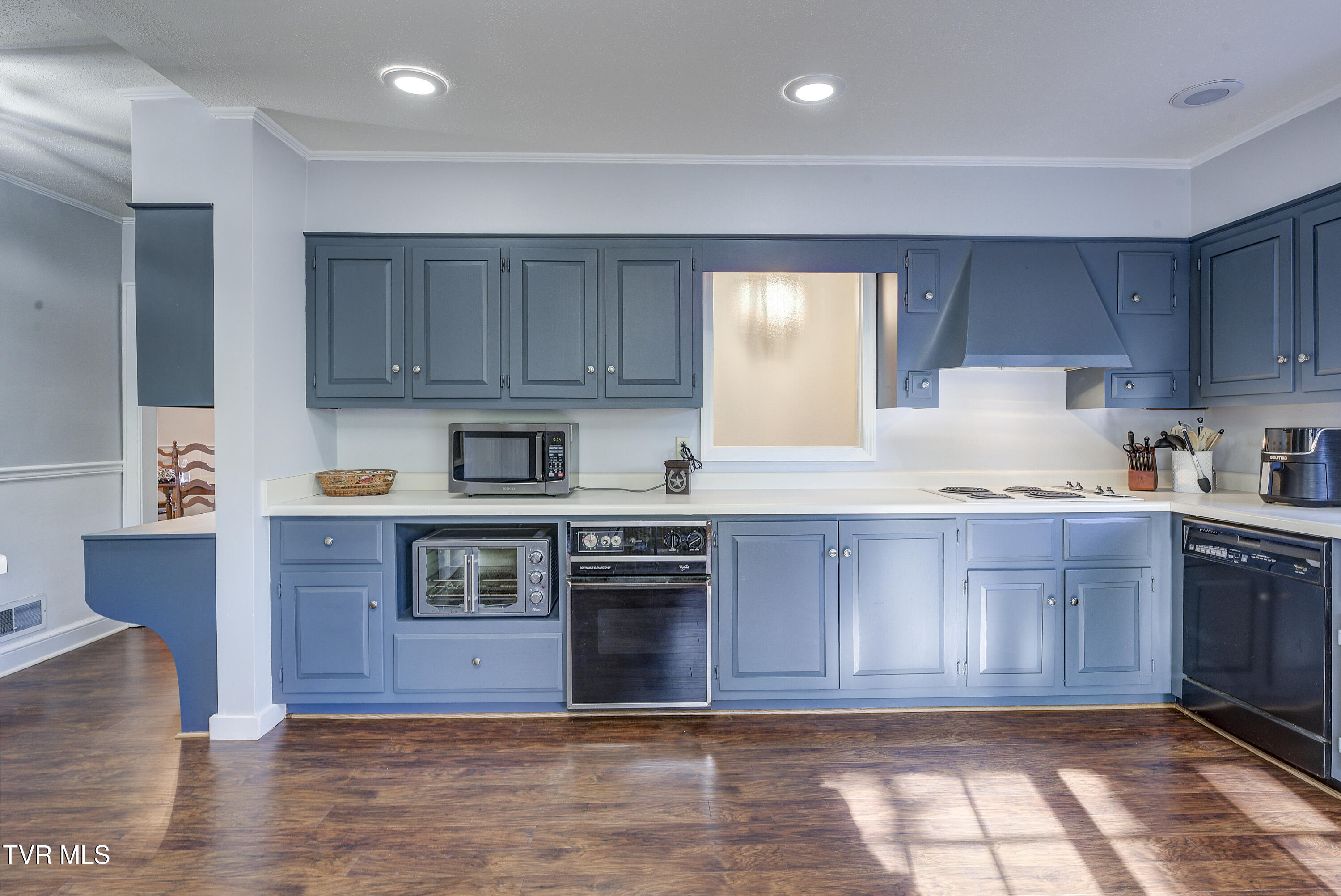 607 Carter Boulevard, Elizabethton, Tennessee image 12