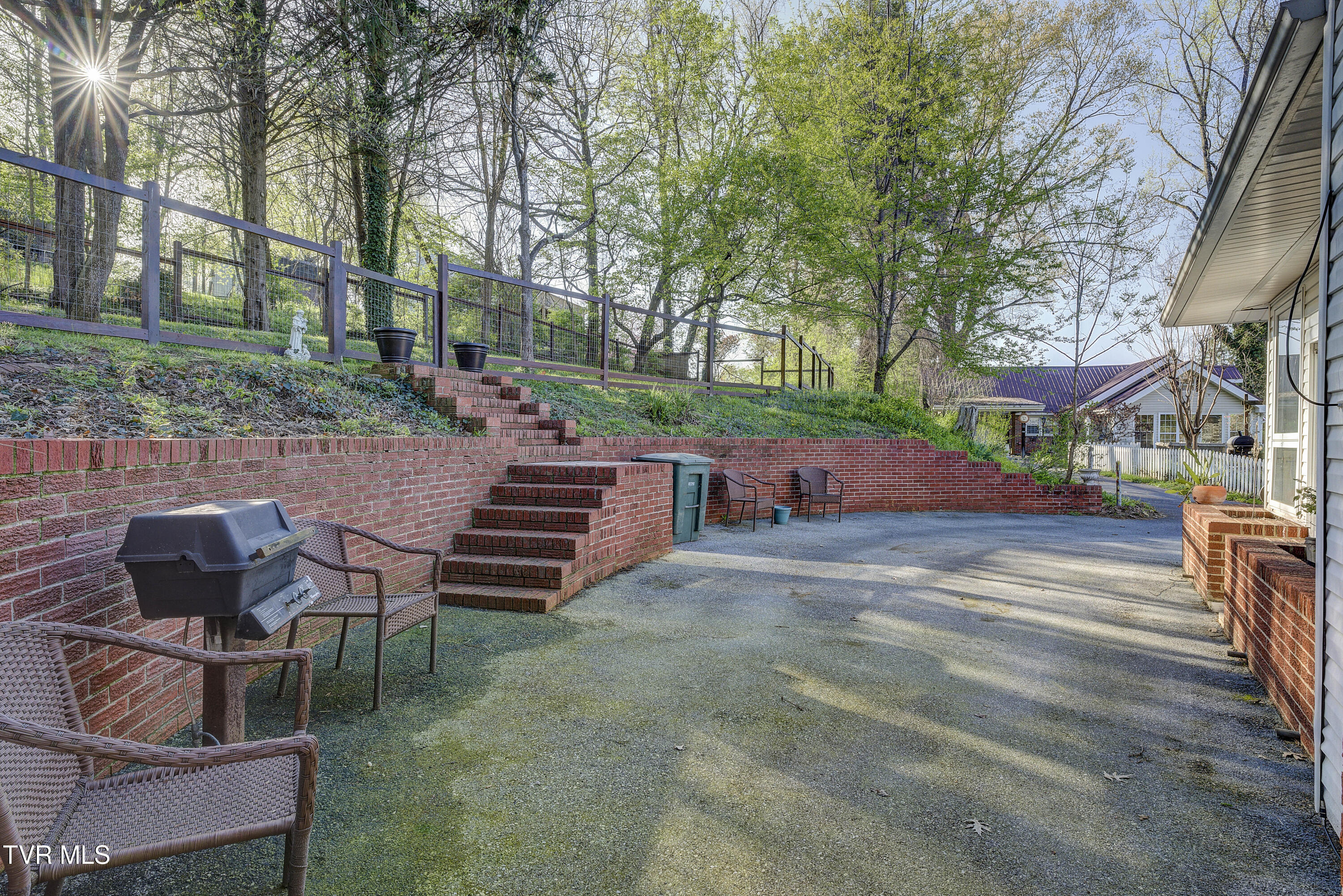 607 Carter Boulevard, Elizabethton, Tennessee image 46