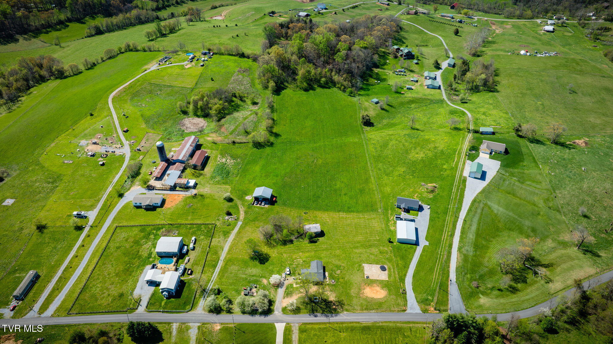 3490 Milburnton Road, Limestone, Tennessee image 2