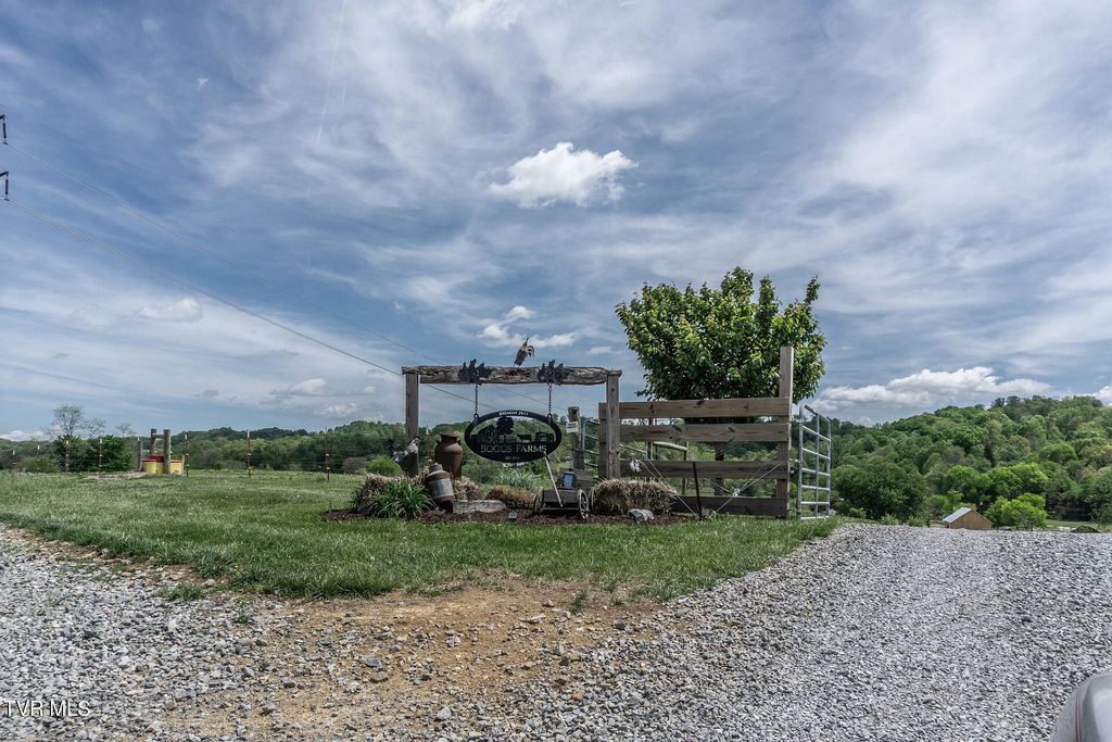 Photo of 151197 John Hilbert Road, Jonesborough, TN 37659 (MLS # 9994327)