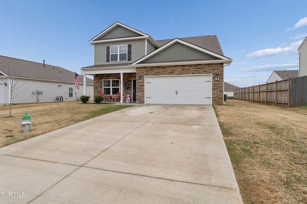 Photo of 5581 Wildlife Circle, Piney Flats, TN 37686 (MLS # 9989699)