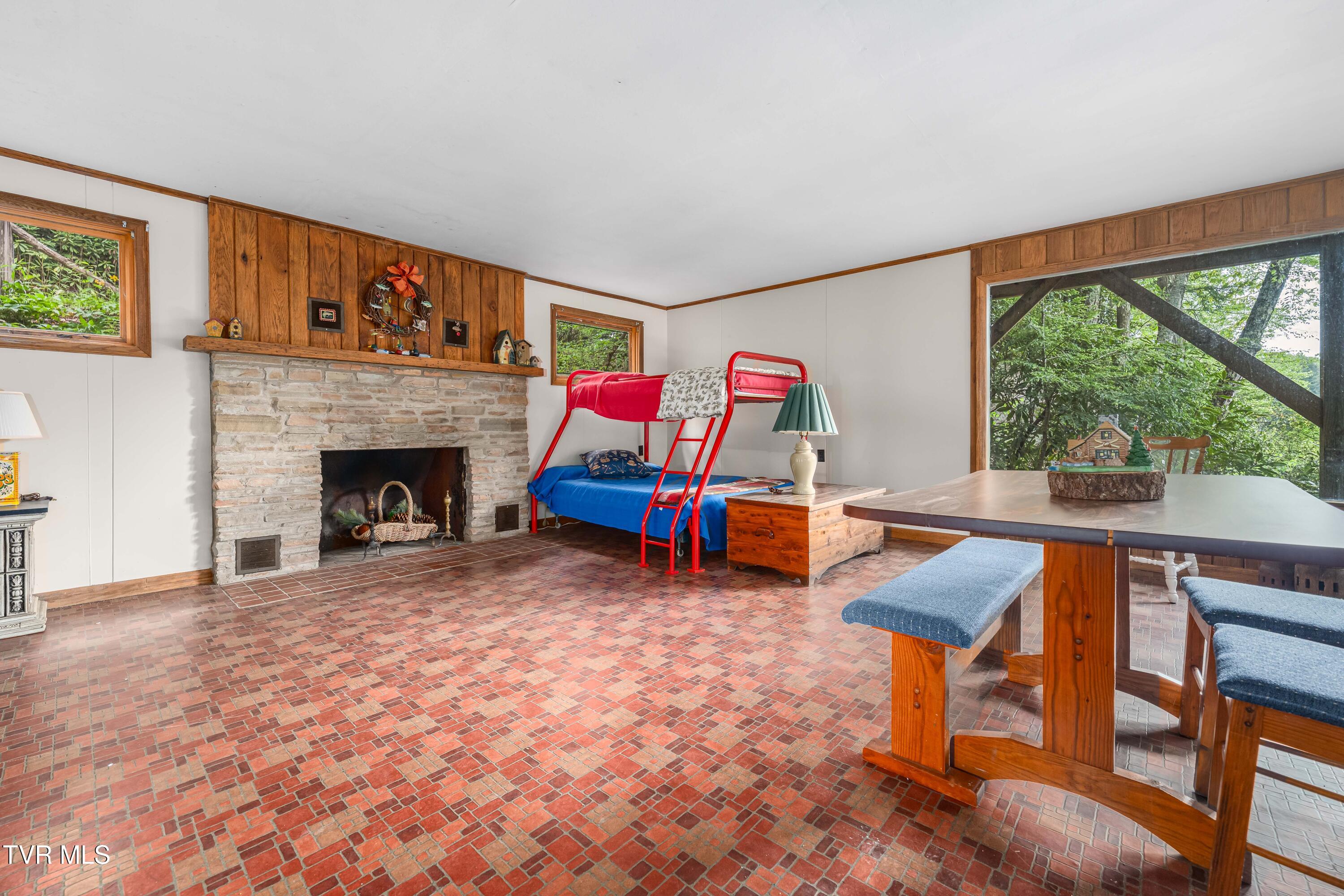150 Ripshin Lake Road, Roan Mountain, Tennessee image 32
